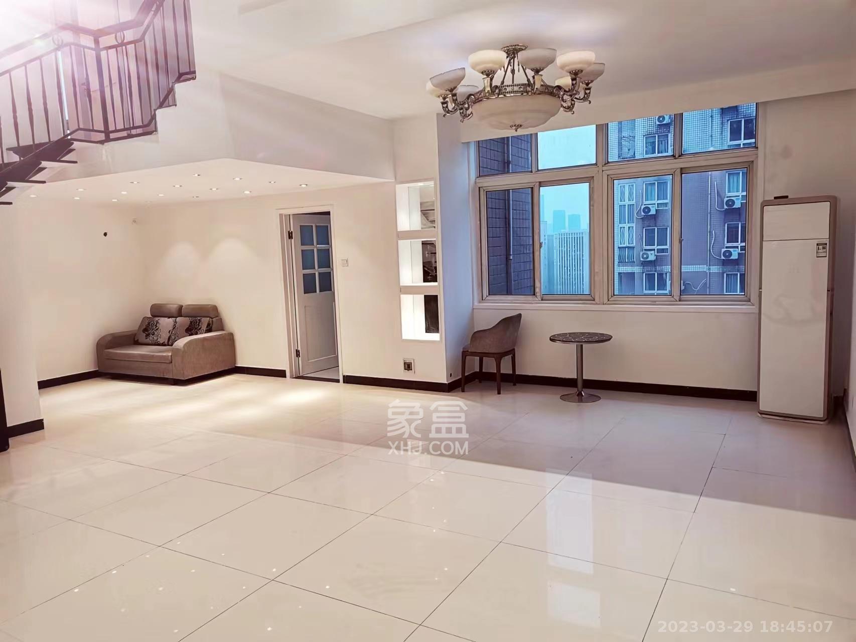 君临天厦 4室2厅2卫 4500.0元/月 君临天厦 4室2厅2卫 4500.0元/月室内图