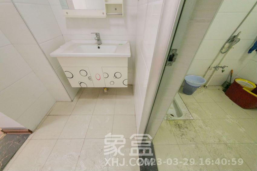 湘江世纪城湘江豪庭  5室2厅2卫    4500.0元/月室内图