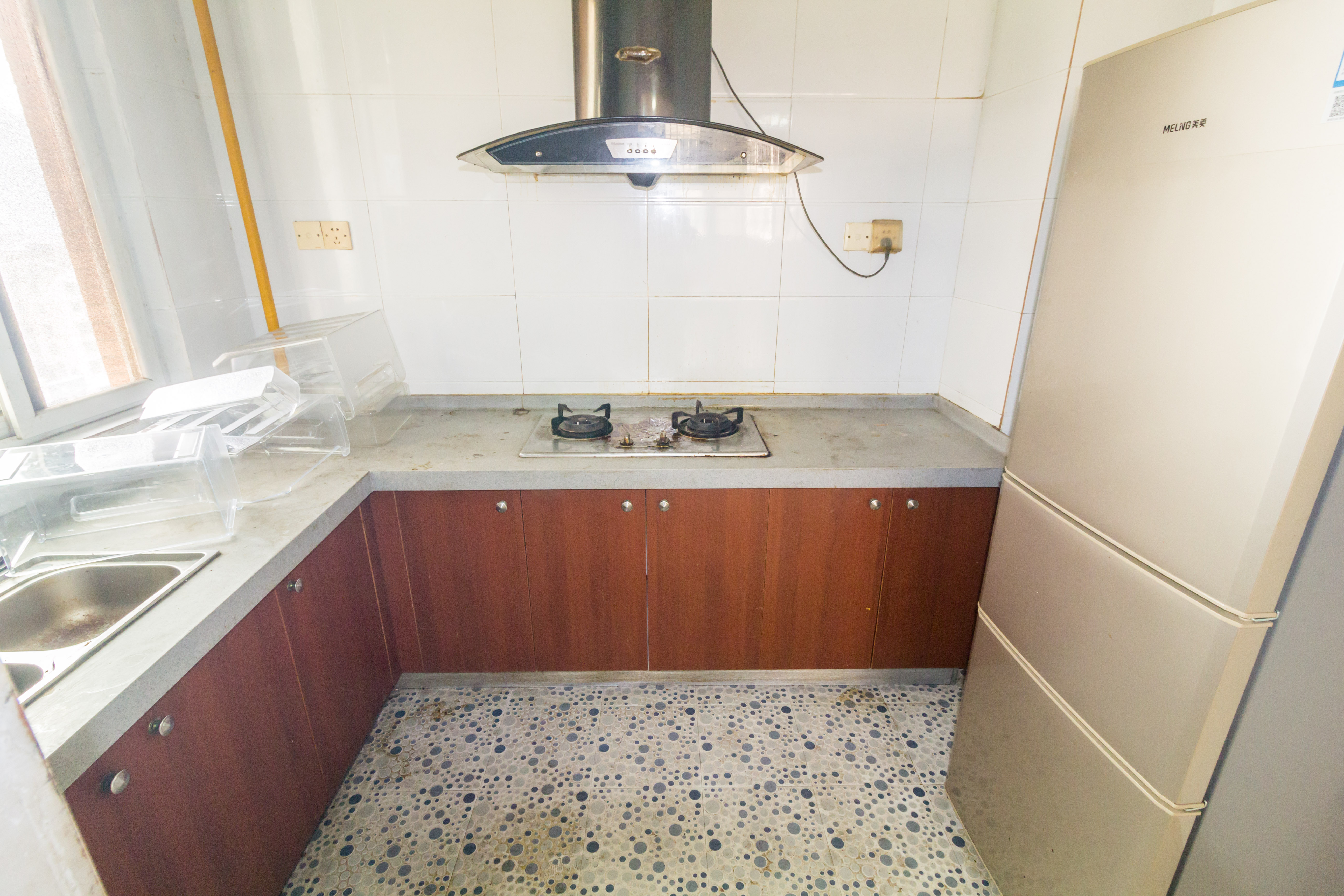 星城国际 3室2厅2卫 45.80万 星城国际 3室2厅2卫 45.80万厨房