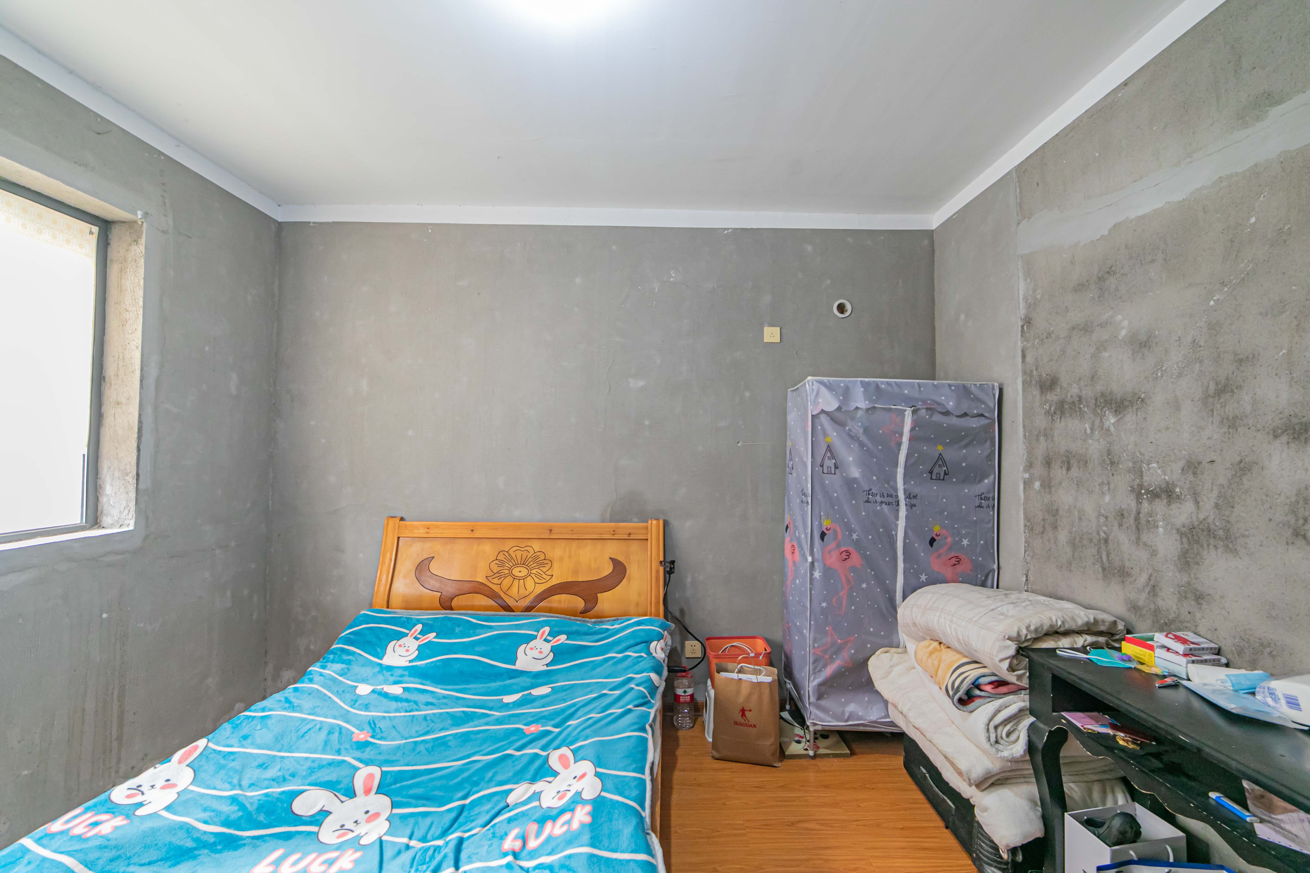 印山蓝色海岸  2室2厅1卫    58.0万卧室