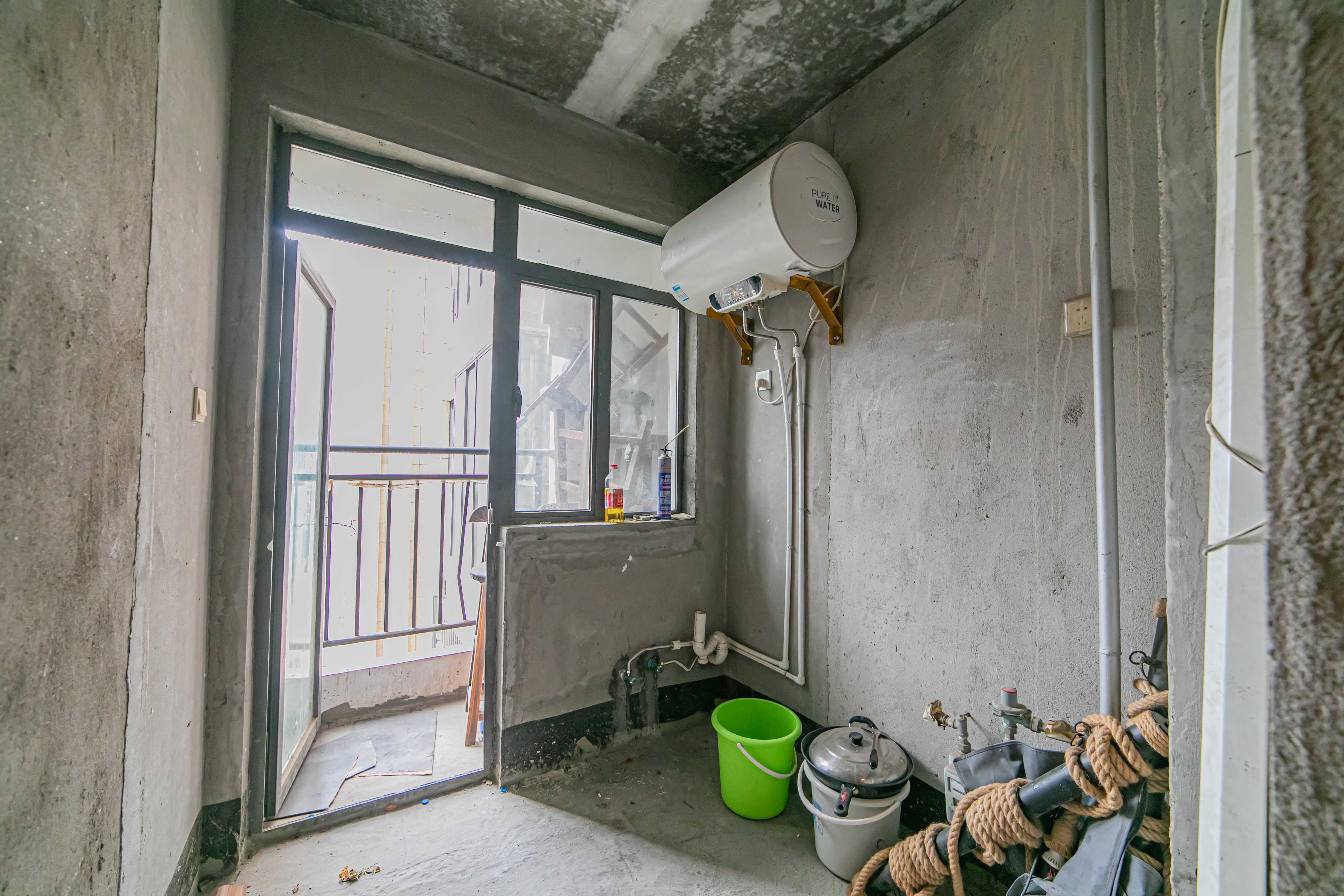 印山蓝色海岸  2室2厅1卫    58.0万阳台