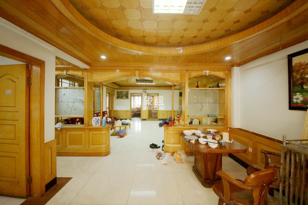 省建苑小區(qū)  4室2廳2衛(wèi)   105.00萬