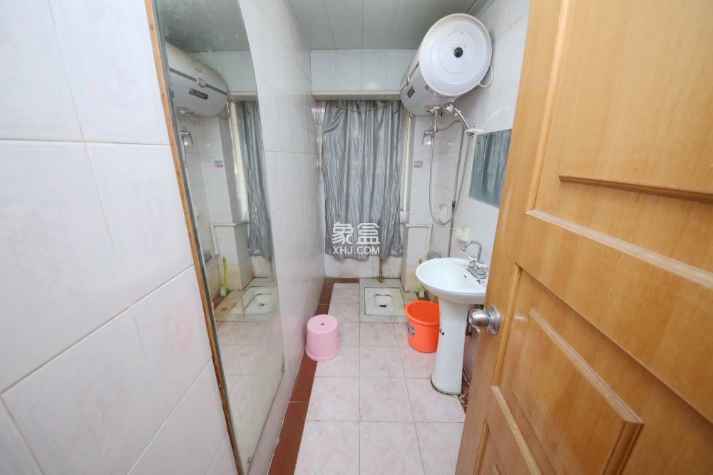 省建苑小區(qū)  4室2廳2衛(wèi)   105.00萬