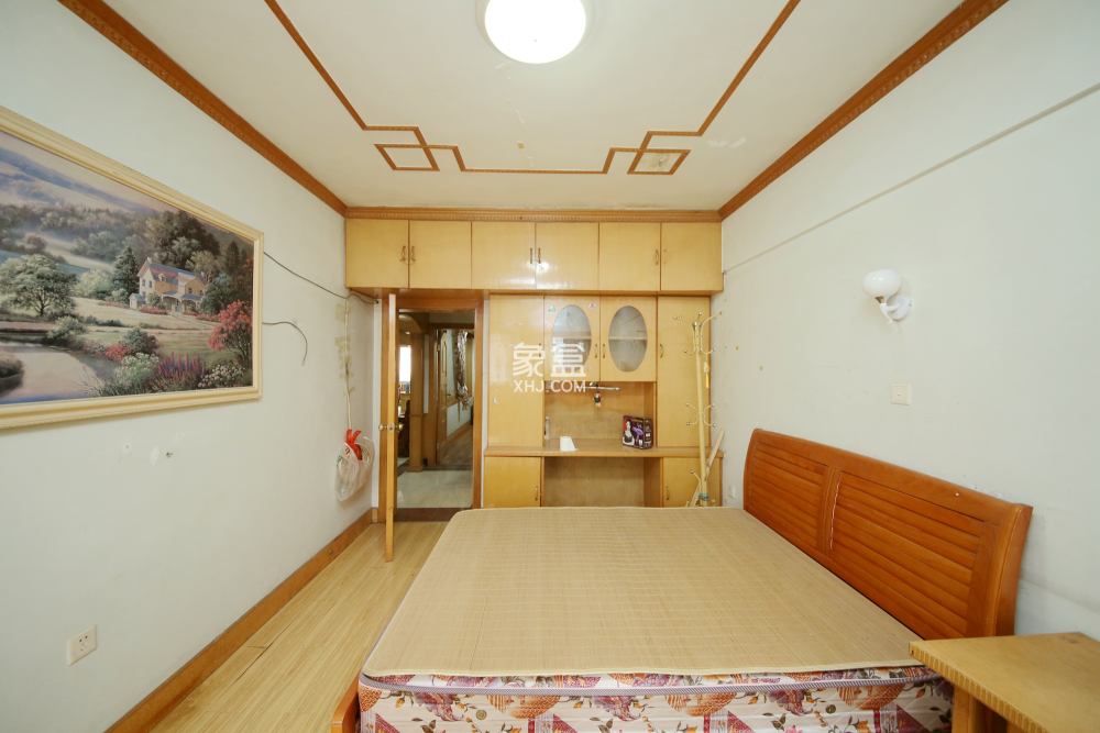 省建苑小區(qū)  4室2廳2衛(wèi)   105.00萬