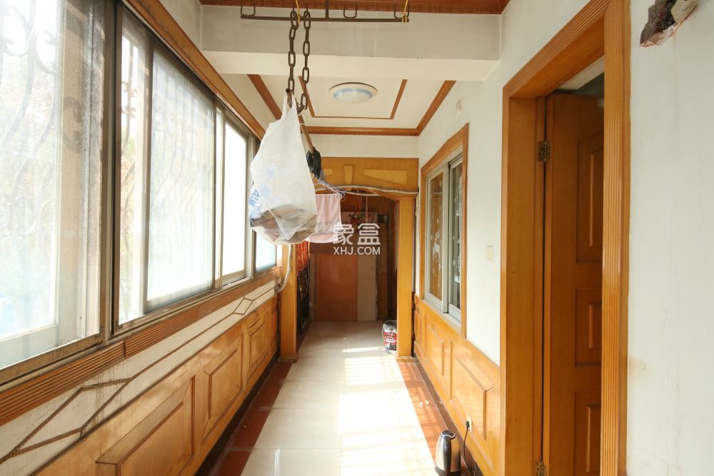 省建苑小區(qū)  4室2廳2衛(wèi)   105.00萬