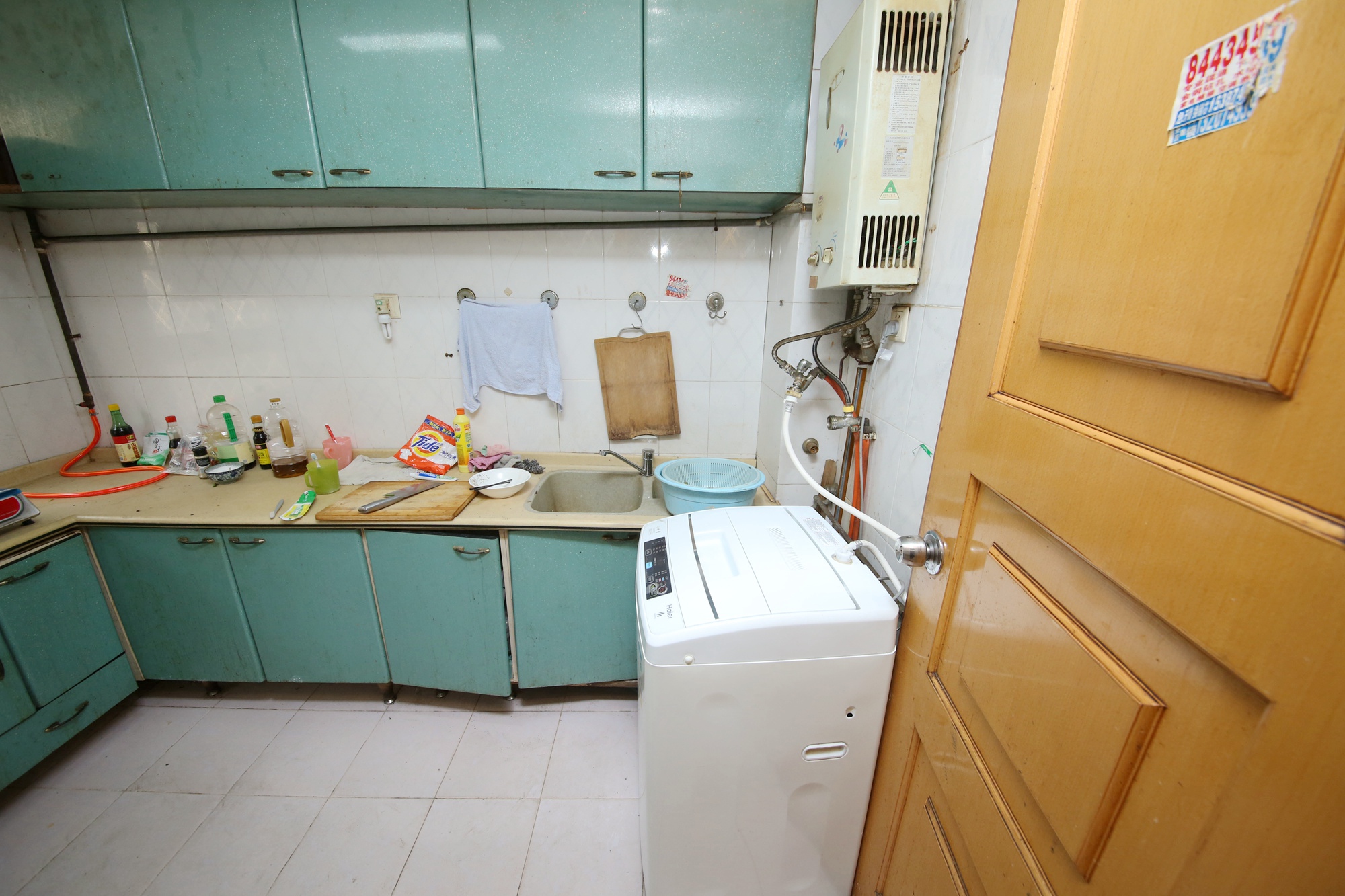 省建苑小区  4室2厅2卫   105.00万厨房