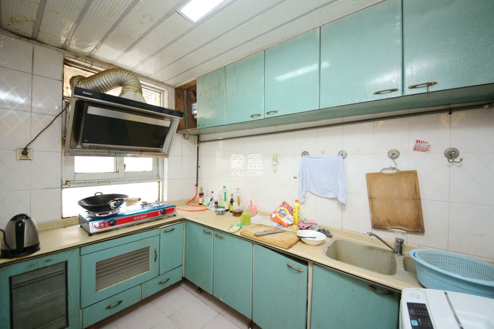 省建苑小區(qū)  4室2廳2衛(wèi)   105.00萬