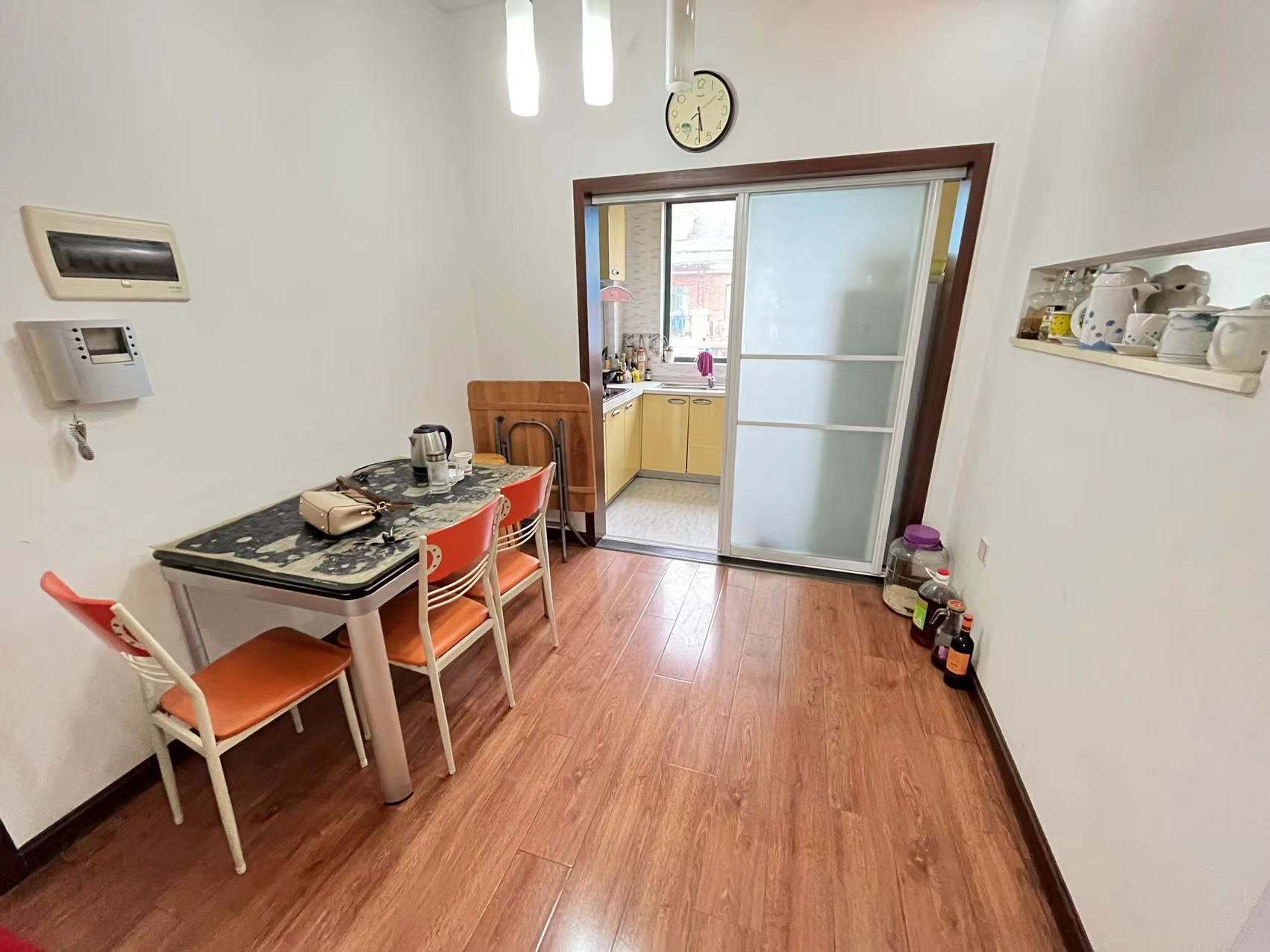 玫瑰名城紫荆苑 6室3厅2卫 63.80万 玫瑰名城紫荆苑 6室3厅2卫 63.80万室内图