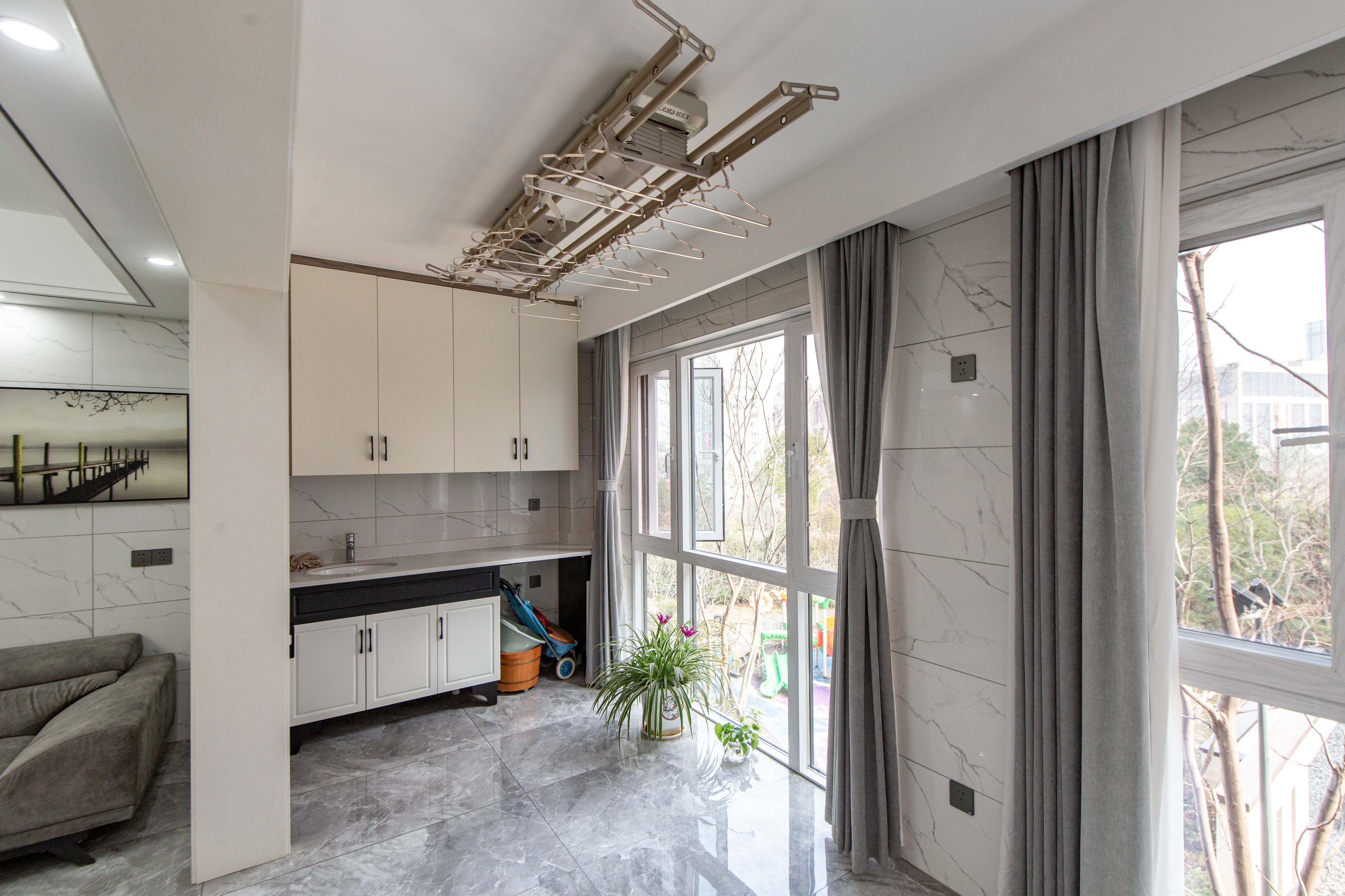 清溪川九号  3室2厅2卫    205.0万阳台