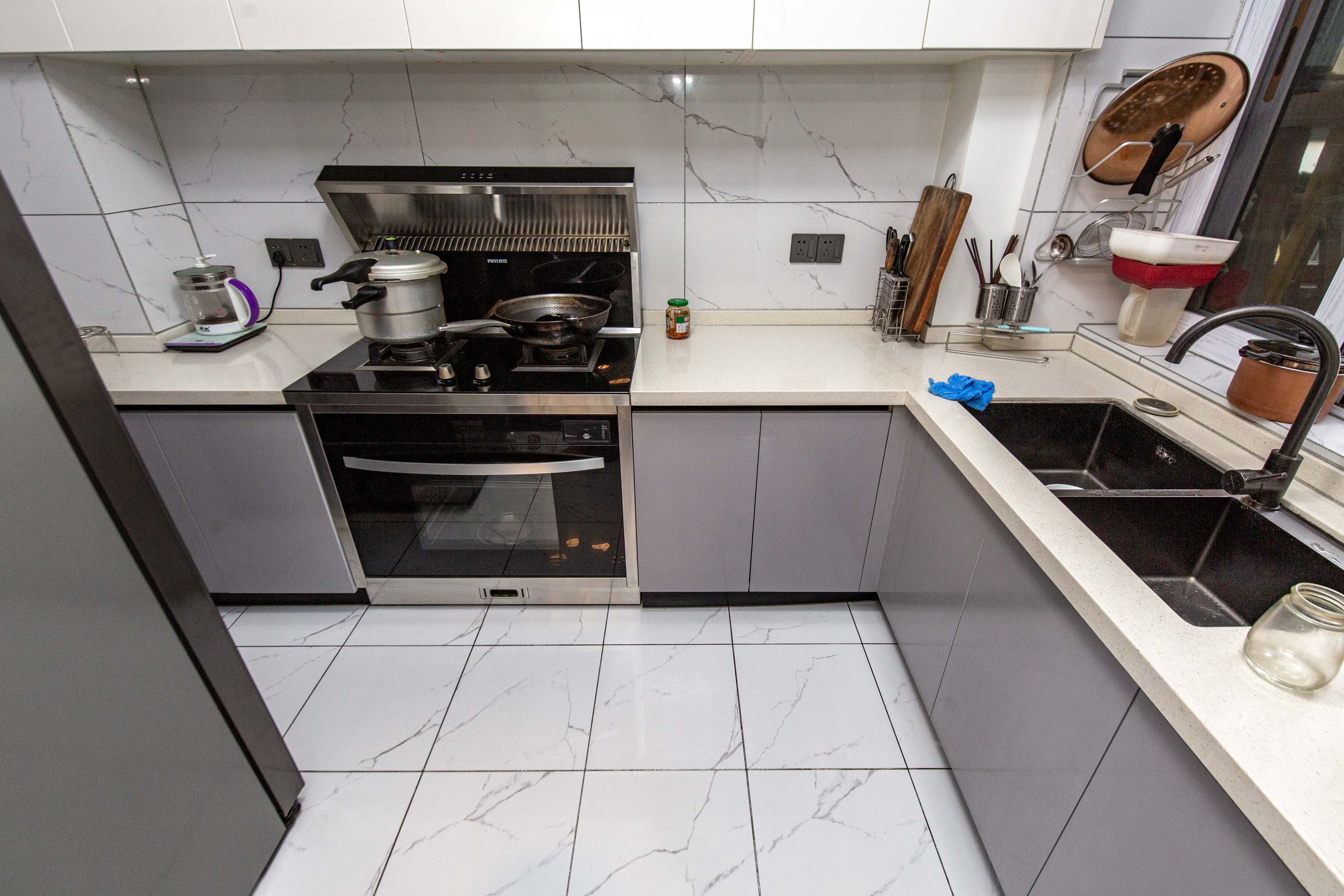 清溪川九号  3室2厅2卫    205.0万厨房