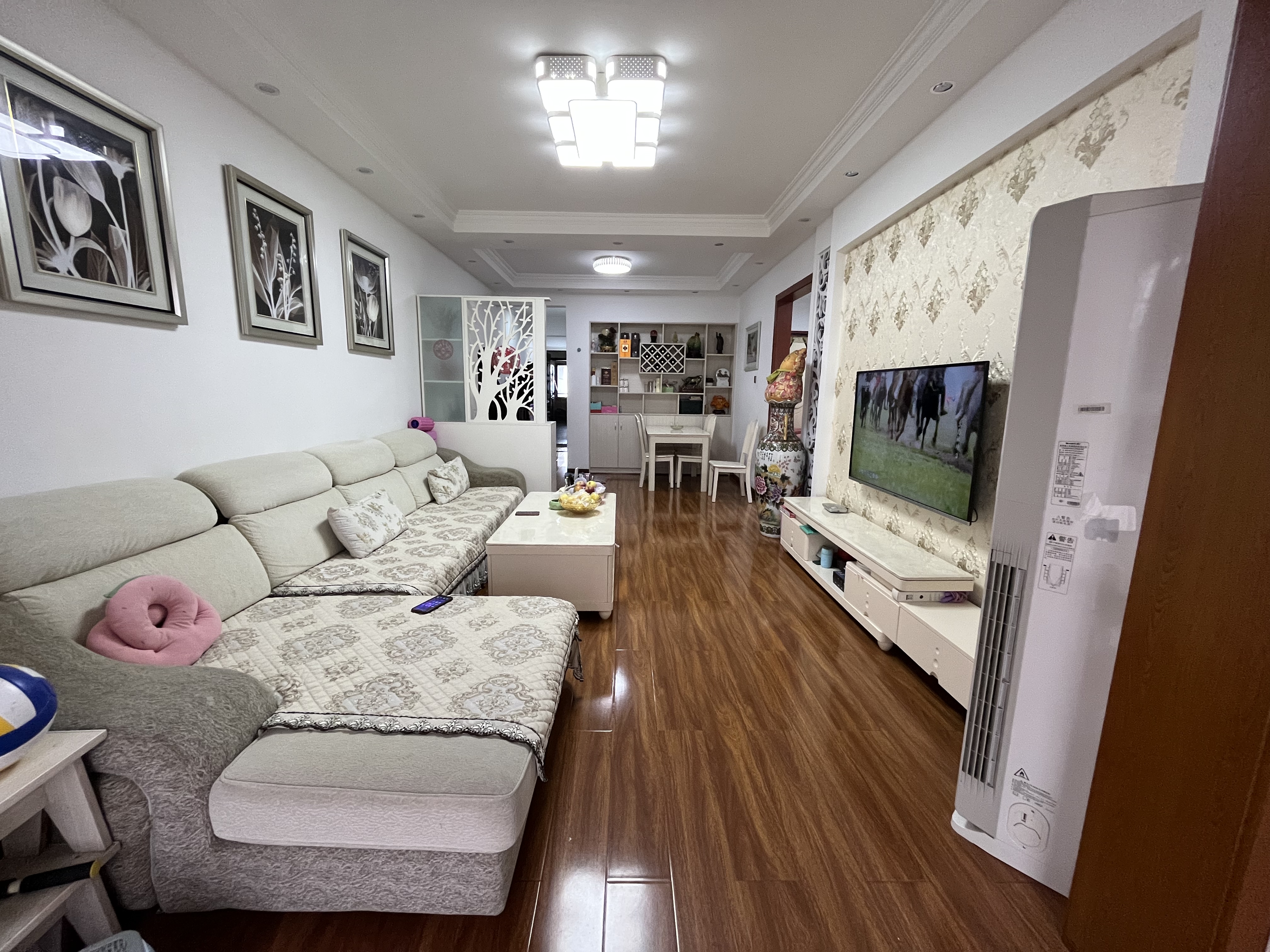 慧谷阳光 3室2厅1卫 52.8万 慧谷阳光 3室2厅1卫 52.8万室内图