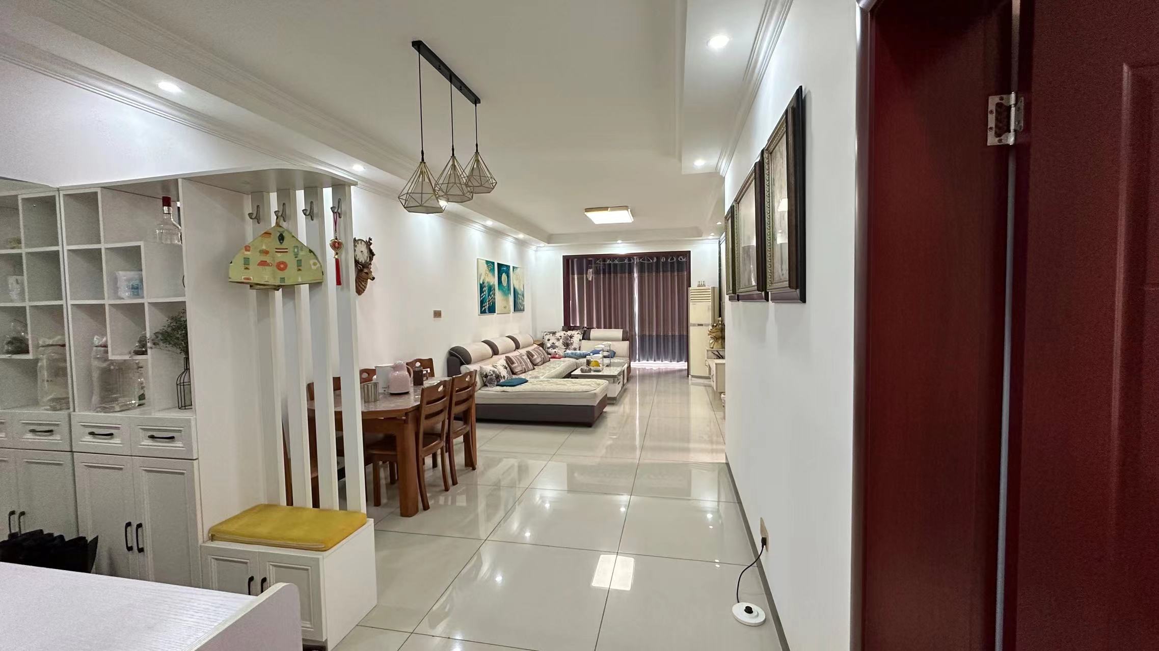 时代新城(翰林府) 3室2厅1卫 65.00万 时代新城(翰林府) 3室2厅1卫 65.00万室内图