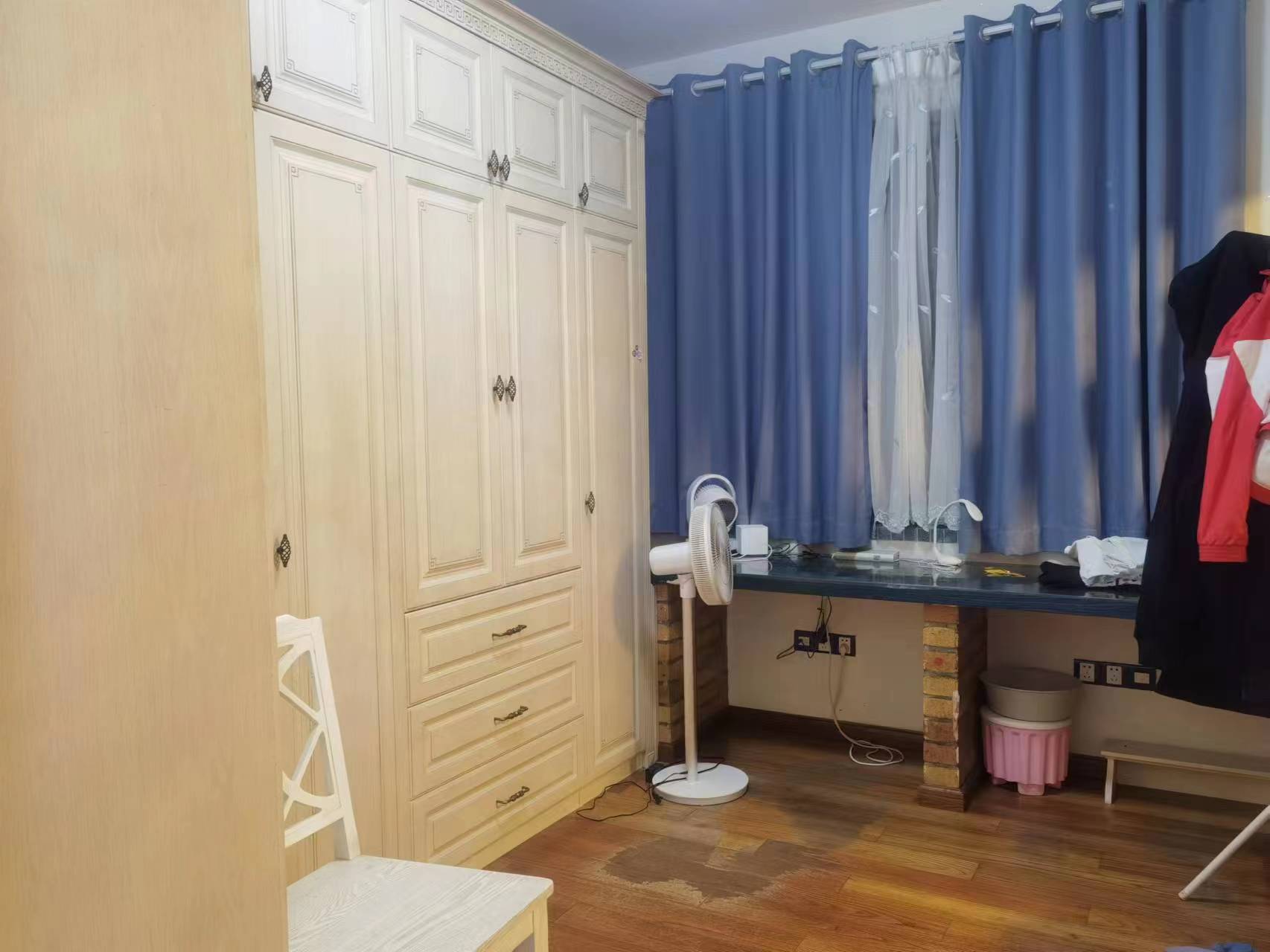 纳帕溪谷 2室2厅1卫 60.0万 纳帕溪谷 2室2厅1卫 60.0万客厅