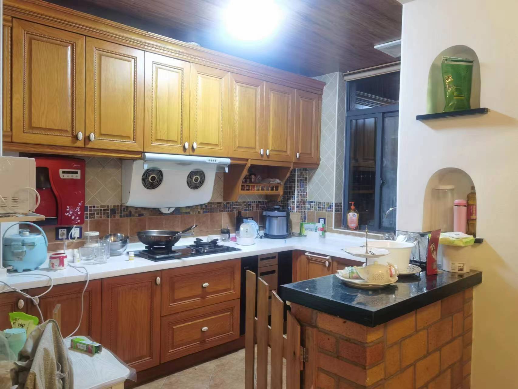 纳帕溪谷 2室2厅1卫 60.0万 纳帕溪谷 2室2厅1卫 60.0万客厅