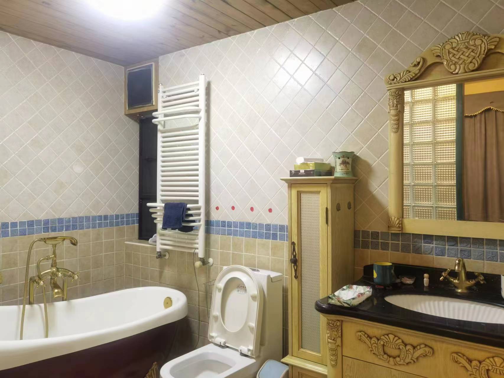 纳帕溪谷 2室2厅1卫 60.0万 纳帕溪谷 2室2厅1卫 60.0万客厅