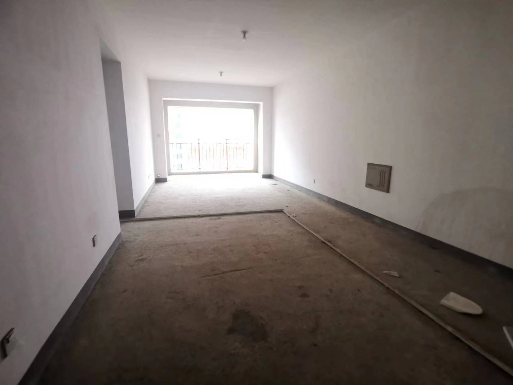 山水洲城华晨第一城 2室1厅1卫 56.0万 山水洲城华晨第一城 2室1厅1卫 56.0万室内图