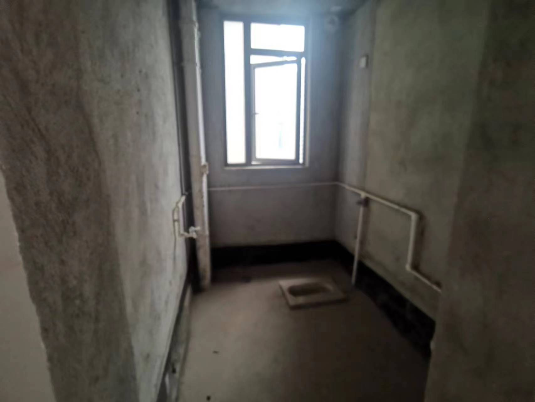 山水洲城华晨第一城 2室1厅1卫 56.0万 山水洲城华晨第一城 2室1厅1卫 56.0万室内图