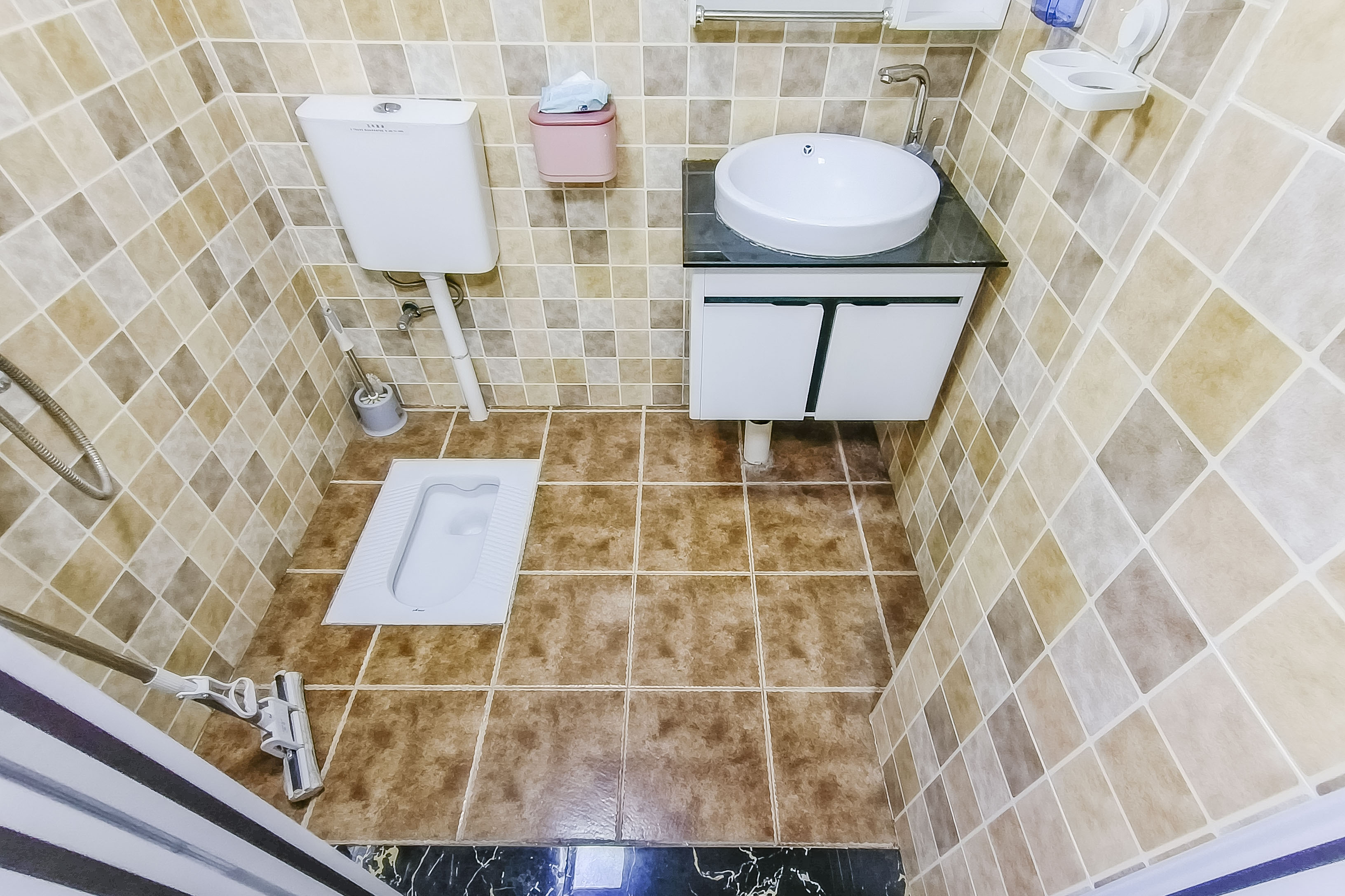 融创融公馆(融创臻苑) 1室1厅1卫 36.00万 融创融公馆(融创臻苑) 1室1厅1卫 36.00万卫生间