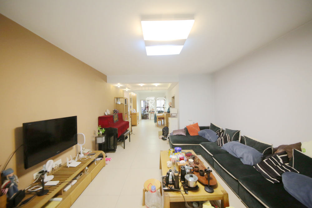 锦湘国际星城三期（锦绣苑）  3室2厅2卫    111.0万