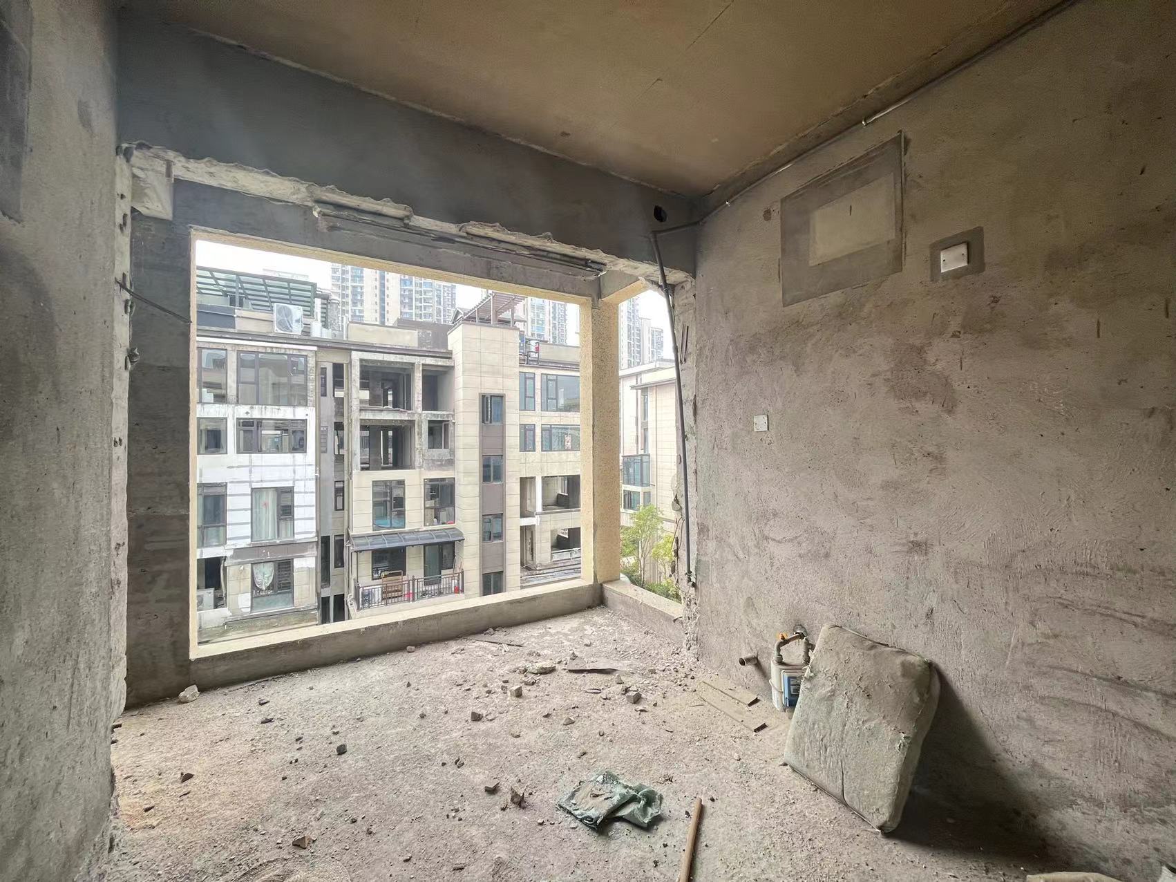 当代尚品苑  0室0厅0卫   173.80万 当代尚品苑  0室0厅0卫   173.80万室内图