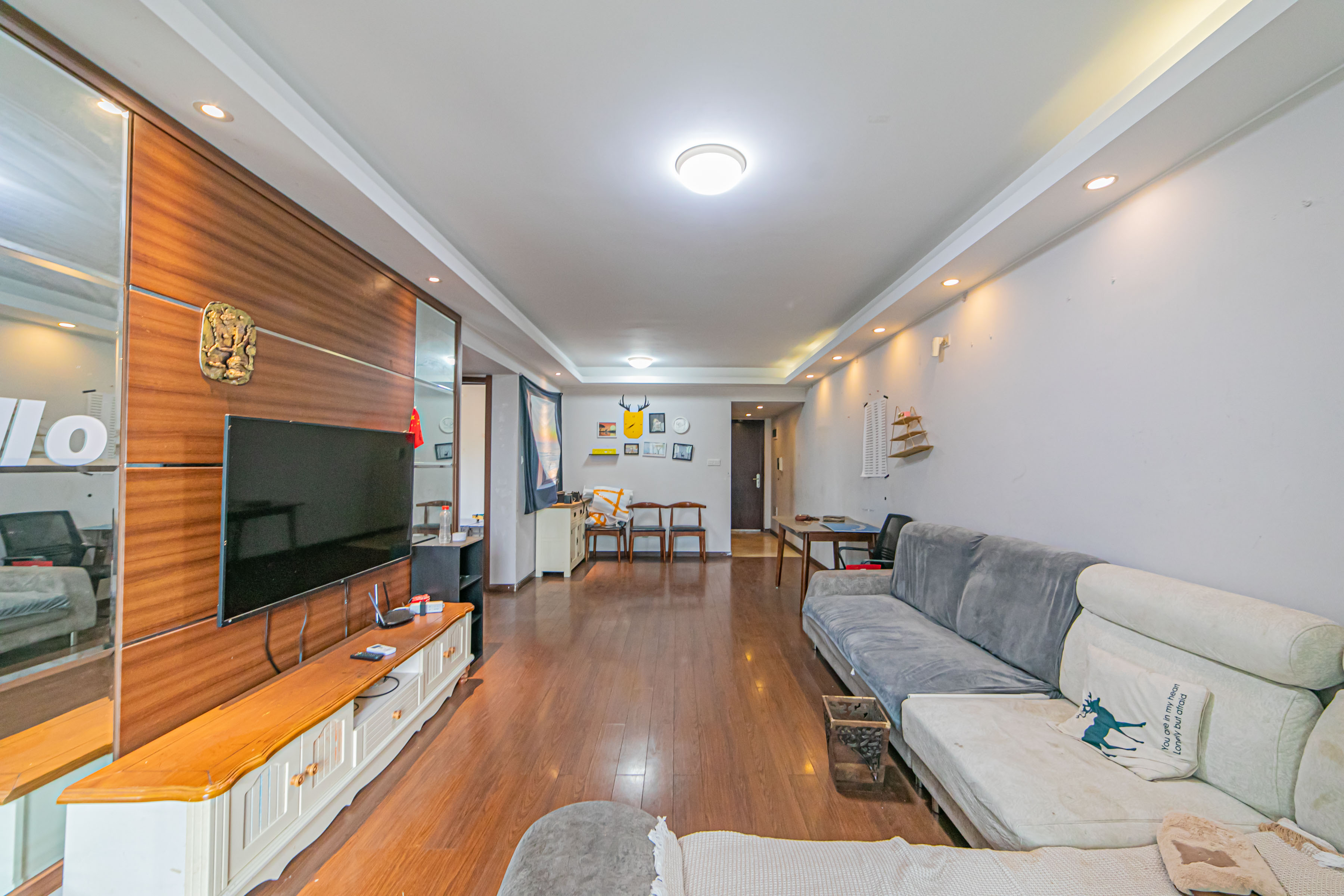 万科城 3室2厅1卫 90.0万 万科城 3室2厅1卫 90.0万客厅