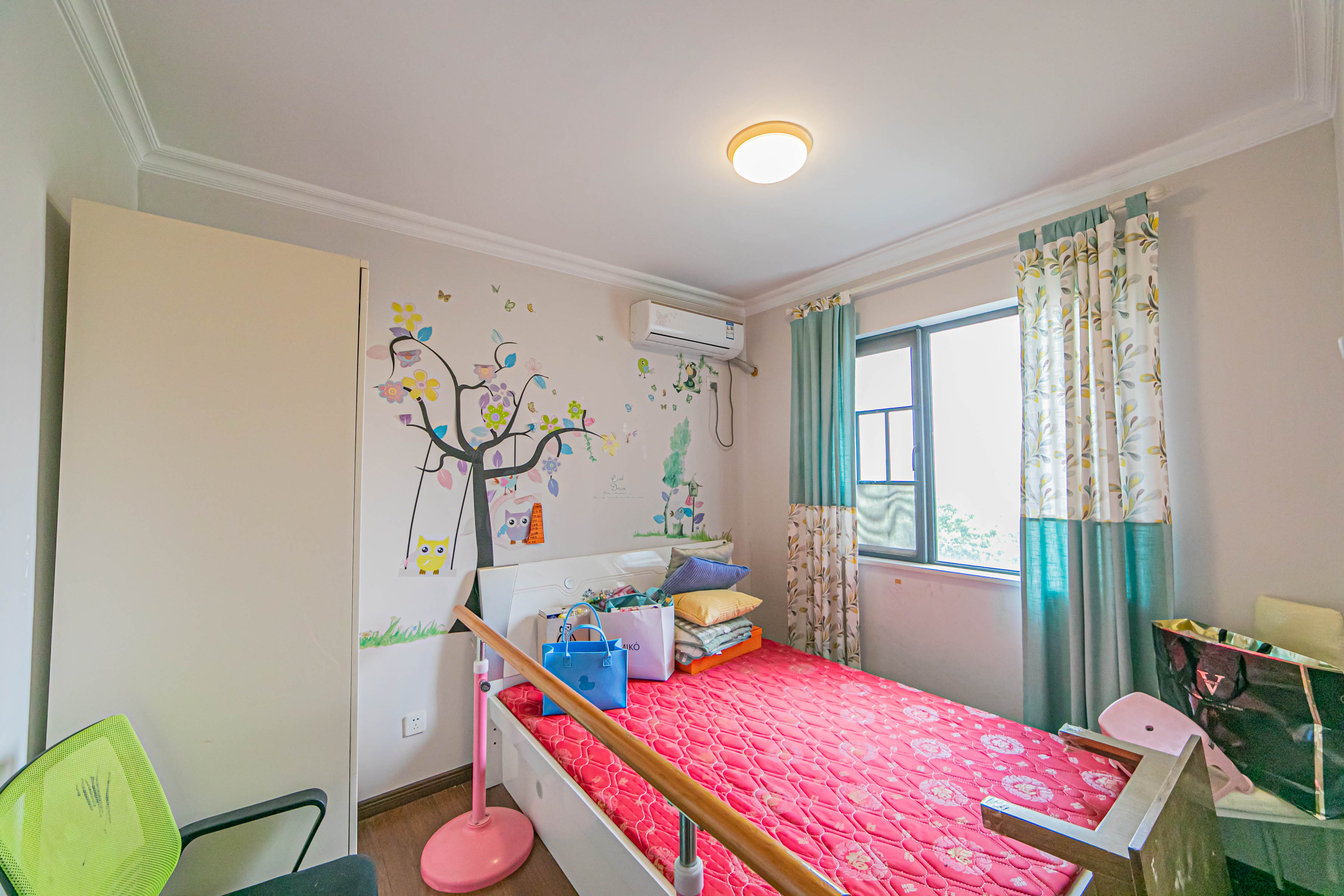 万科城 3室2厅1卫 90.0万 万科城 3室2厅1卫 90.0万卧室