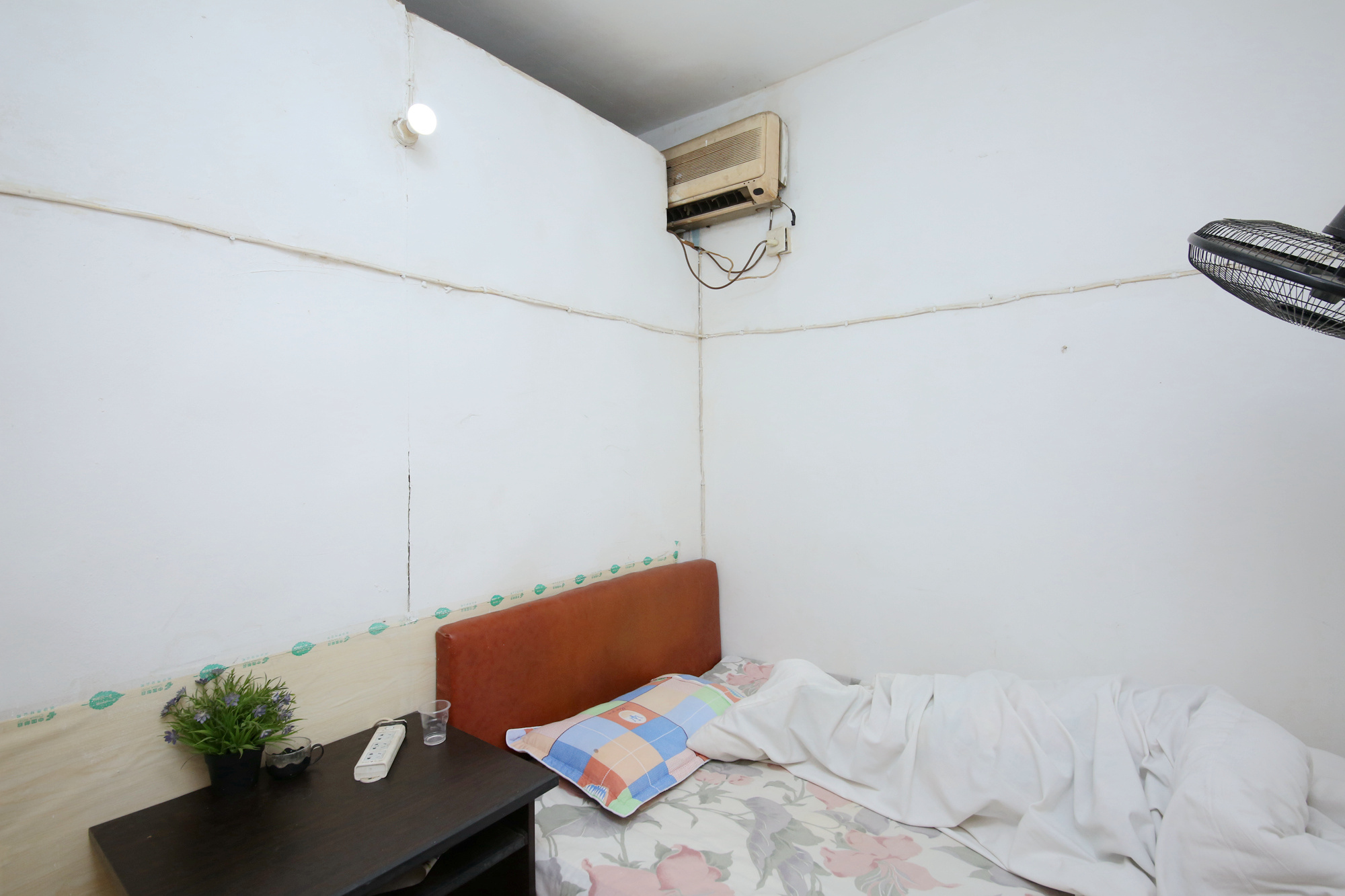 蒸菜街小区  2室1厅1卫   33.00万卧室