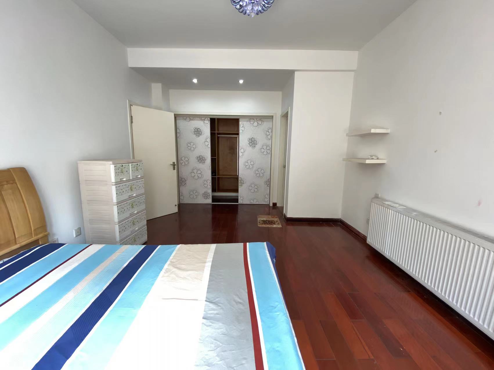 地税新村 3室2厅2卫 96.00万 地税新村 3室2厅2卫 96.00万室内图