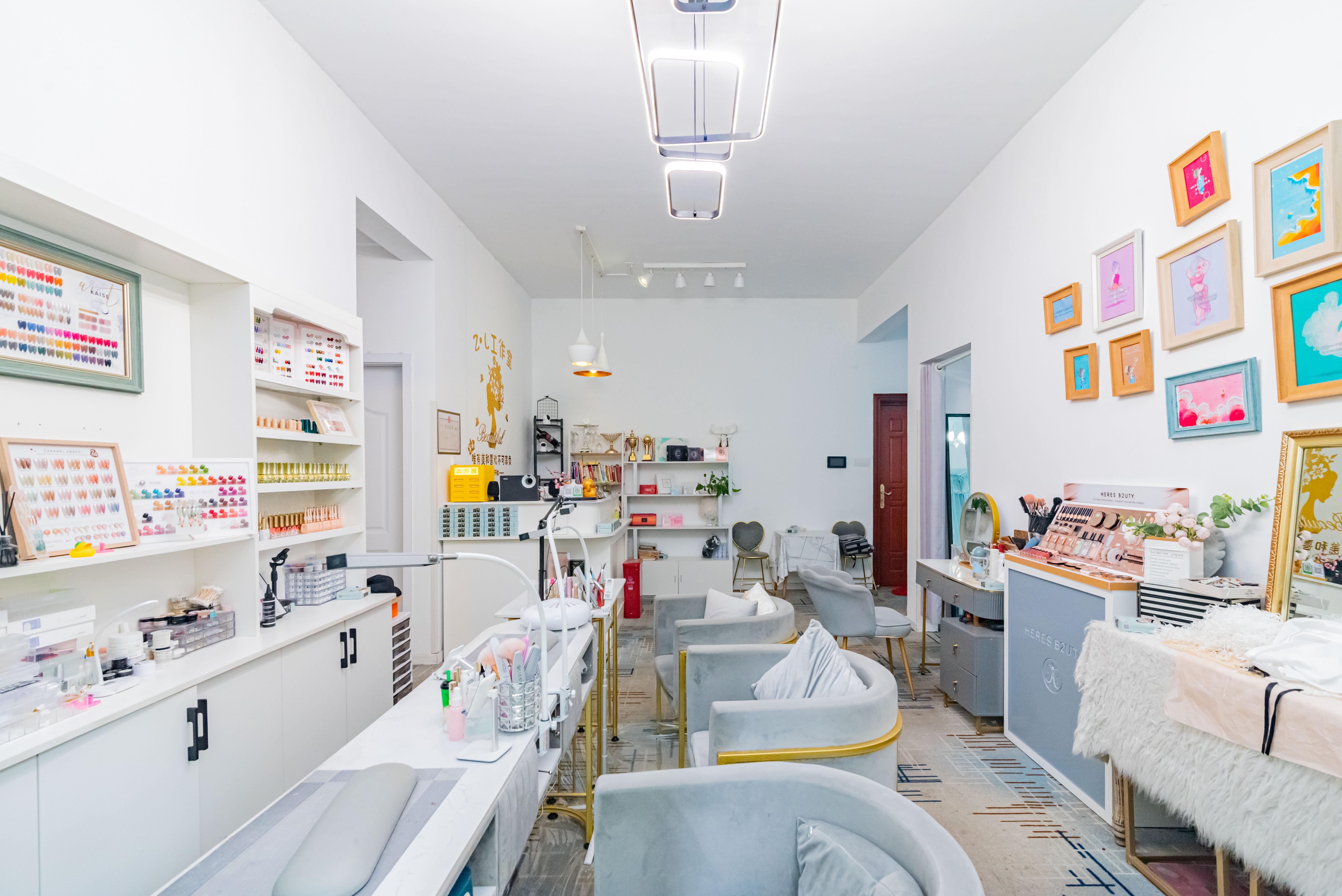 恒大雅苑  3室2厅1卫    115.0万客厅