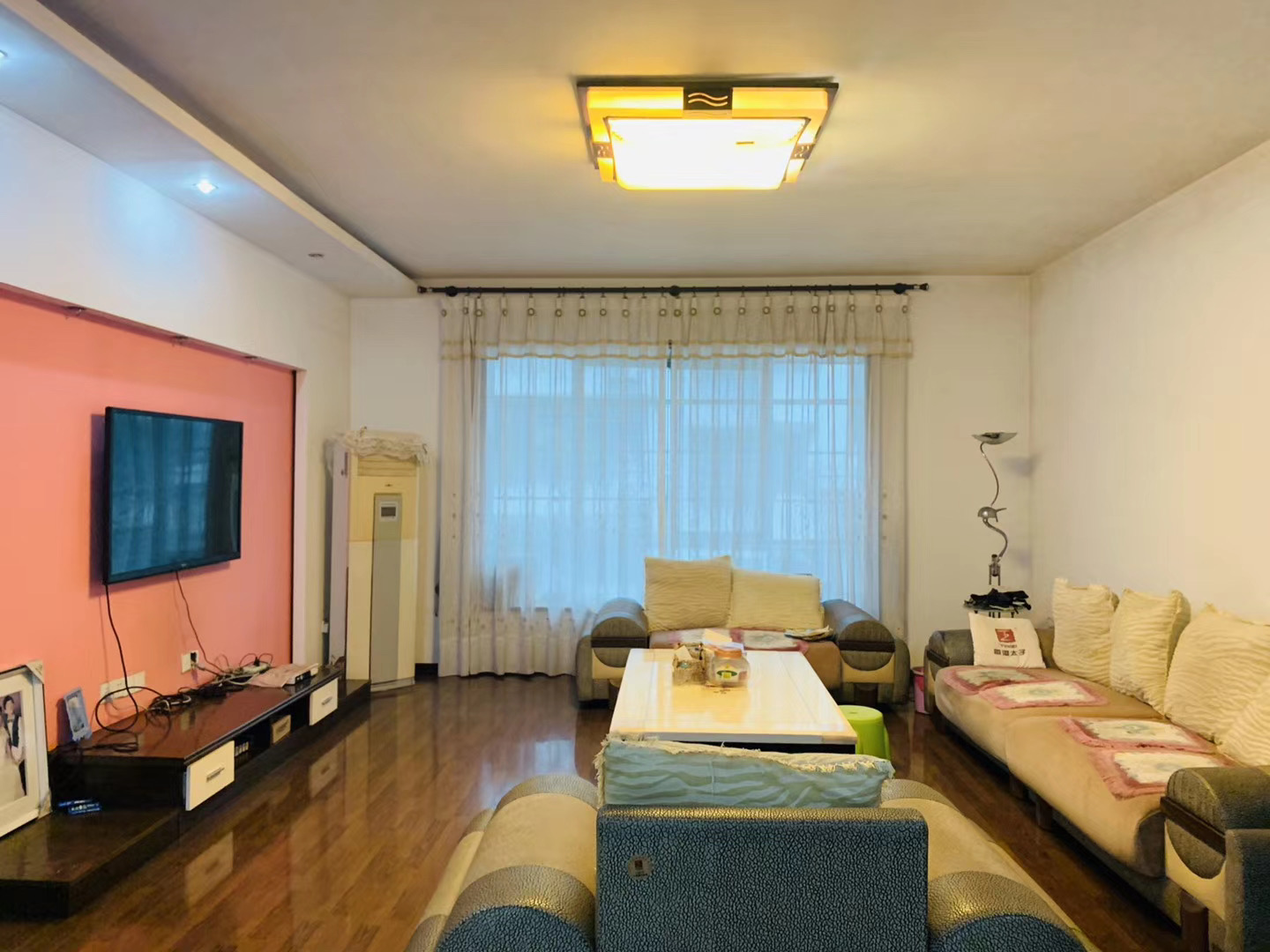 香草园  4室2厅2卫   88.00万 香草园  4室2厅2卫   88.00万室内图