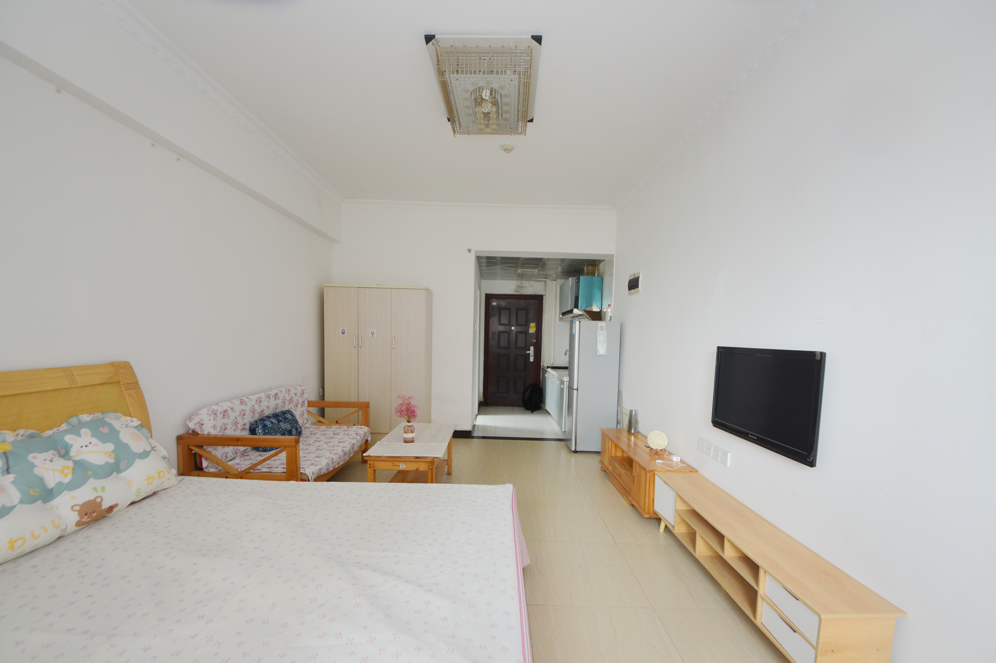 阳光锦城  1室1厅1卫   36.00万卧室