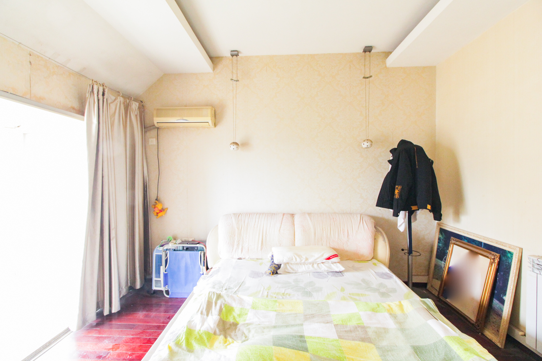 景湾小区（井湾小区）  5室2厅2卫   102.60万其他