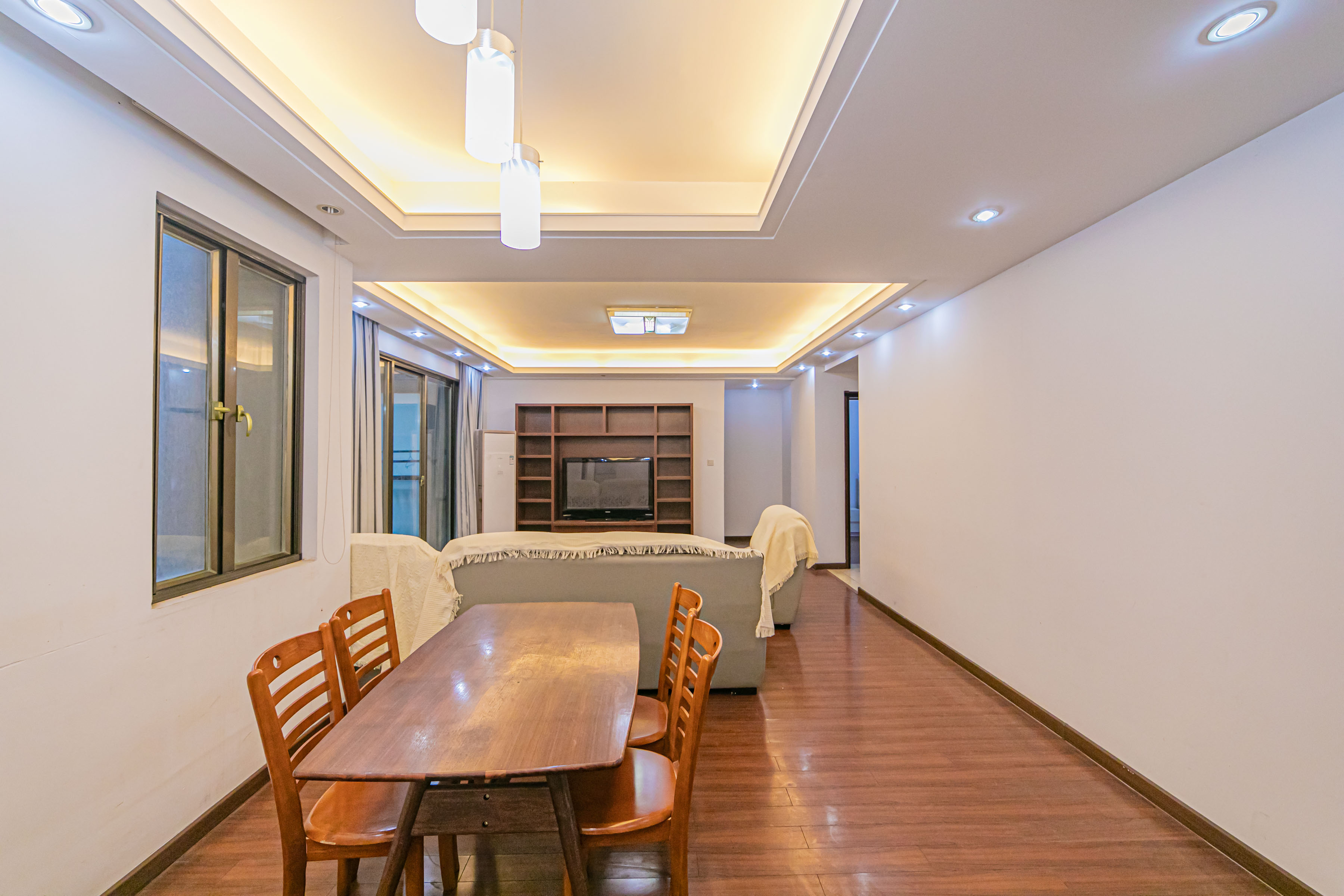 碧桂园威尼斯城 3室2厅2卫 62.80万 碧桂园威尼斯城 3室2厅2卫 62.80万客厅