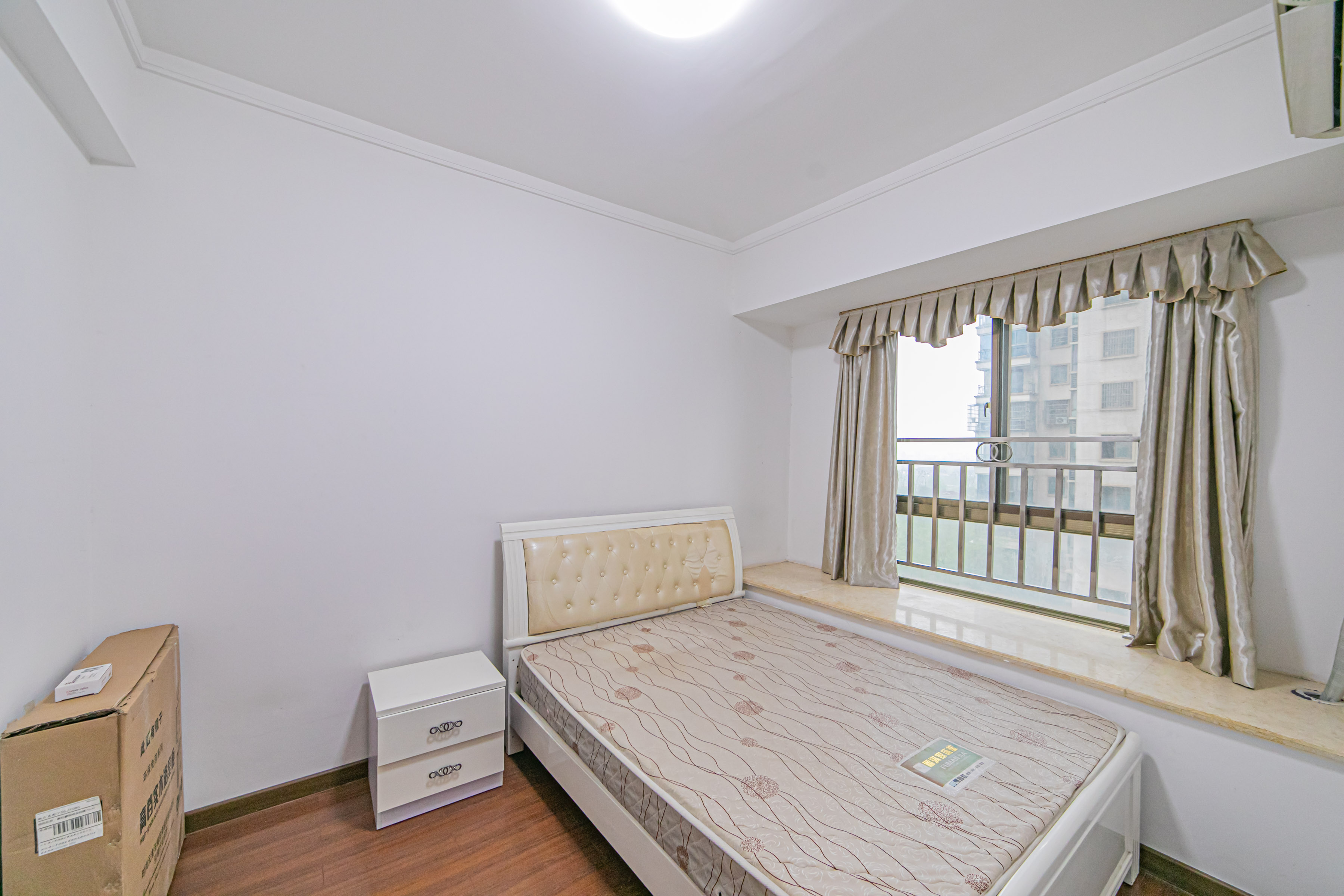 碧桂园威尼斯城 3室2厅2卫 62.80万 碧桂园威尼斯城 3室2厅2卫 62.80万卧室