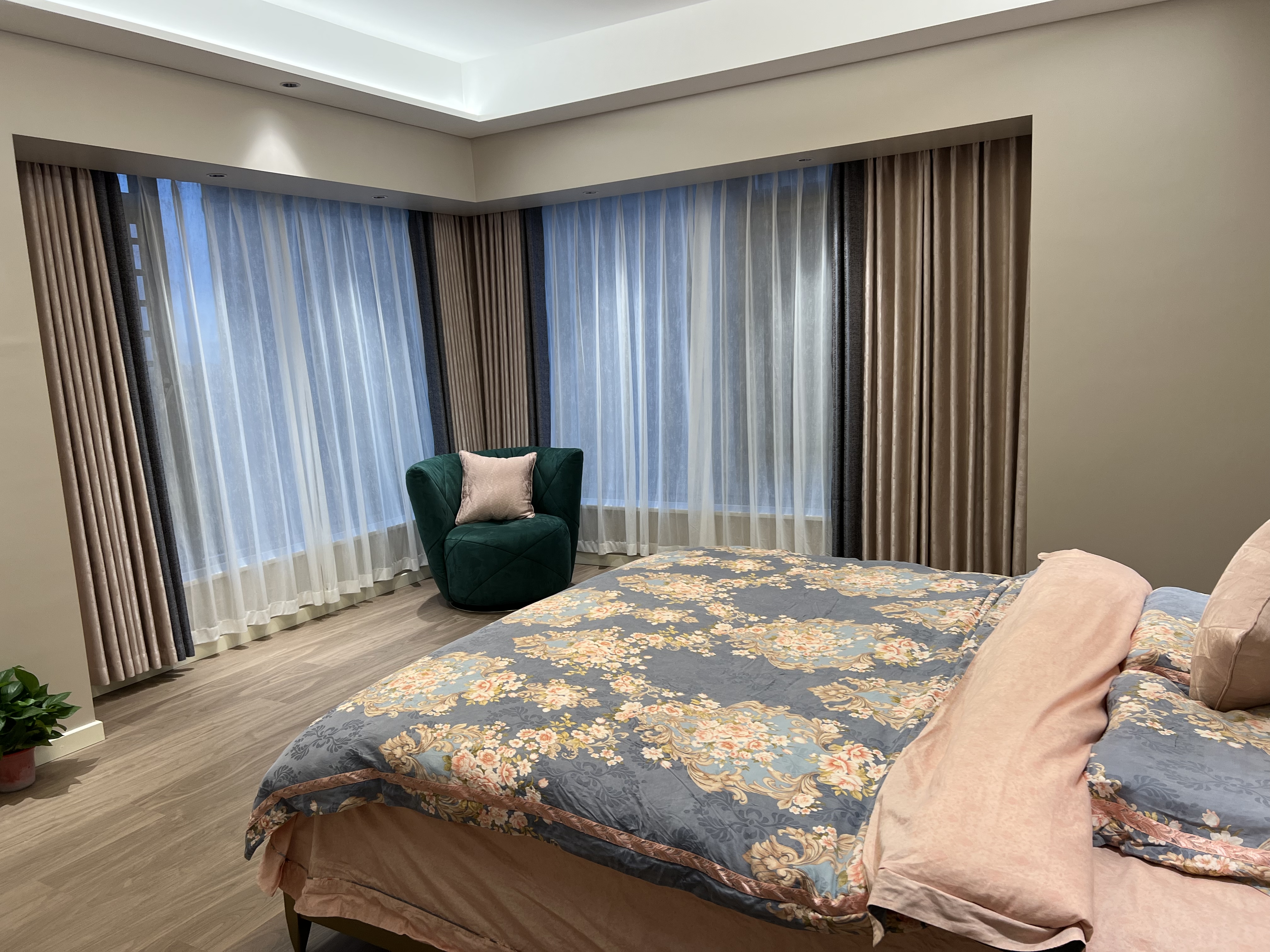 奥园养生城 5室2厅2卫 258.00万 奥园养生城 5室2厅2卫 258.00万室内图