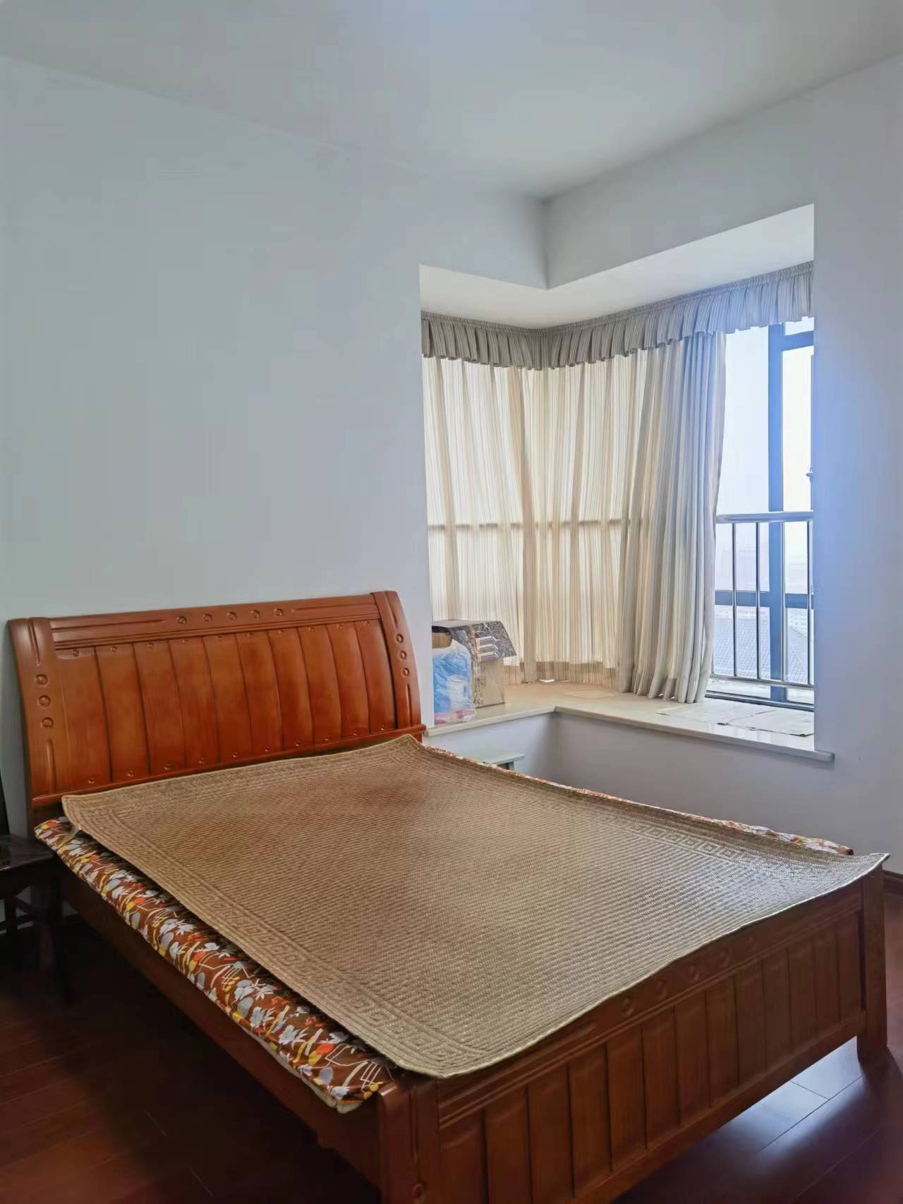 华晨御园 3室2厅1卫 75.00万 华晨御园 3室2厅1卫 75.00万室内图