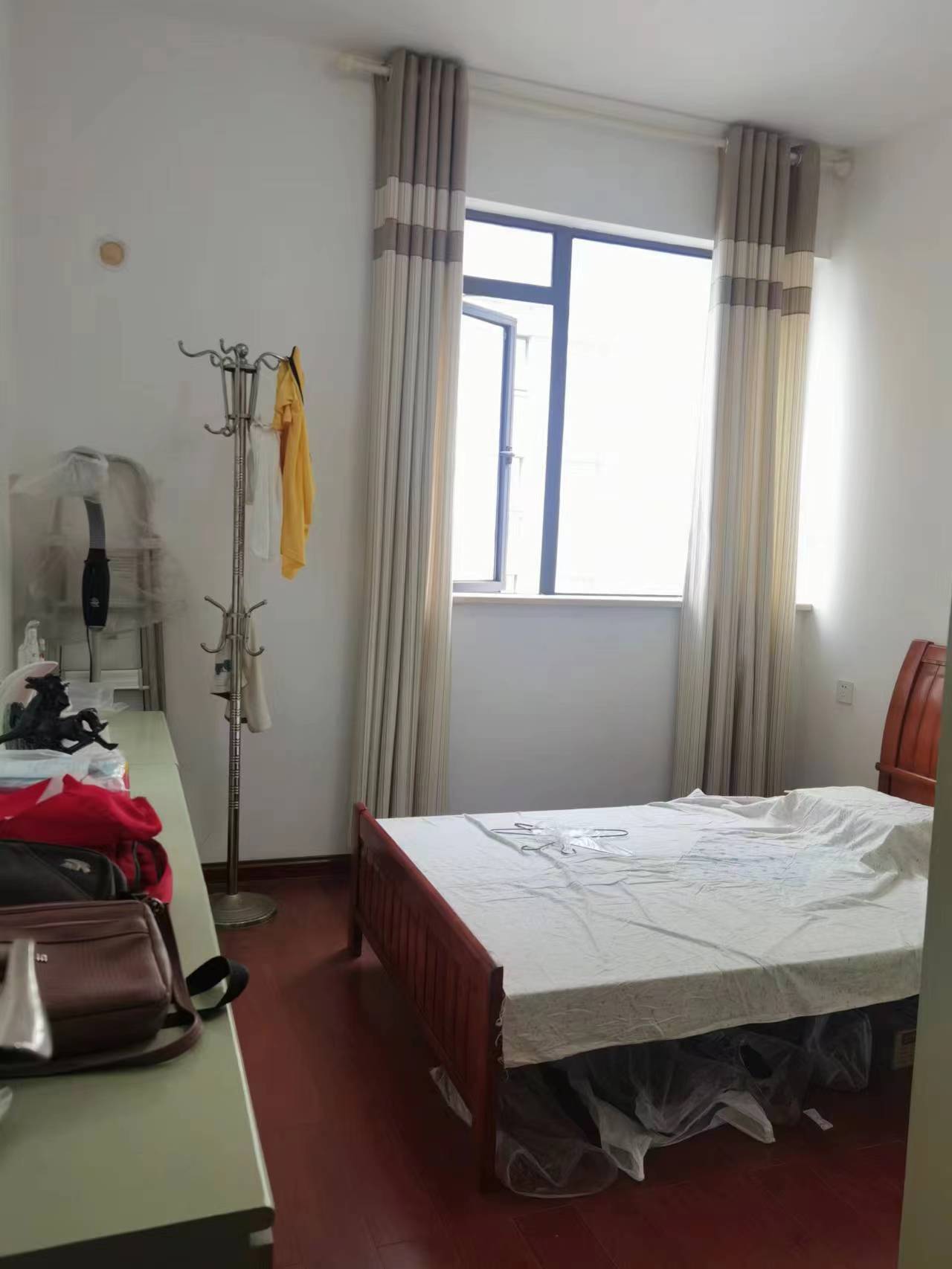 华晨御园 3室2厅1卫 75.00万 华晨御园 3室2厅1卫 75.00万室内图