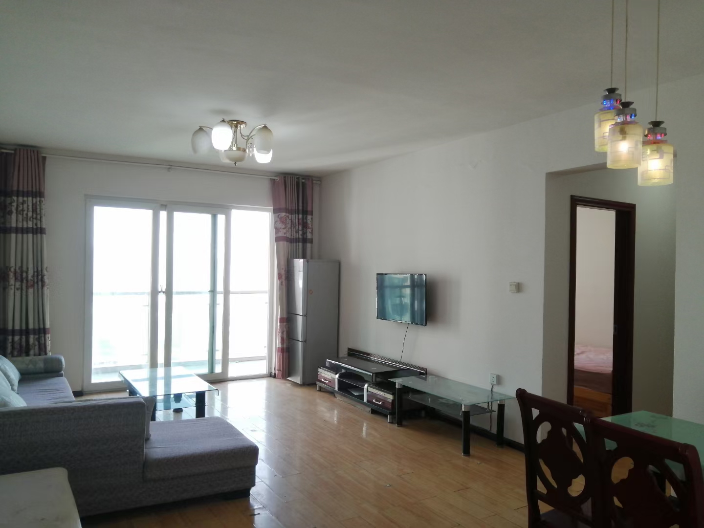 远大生态风景  3室2厅2卫   2300.00元/月户型图