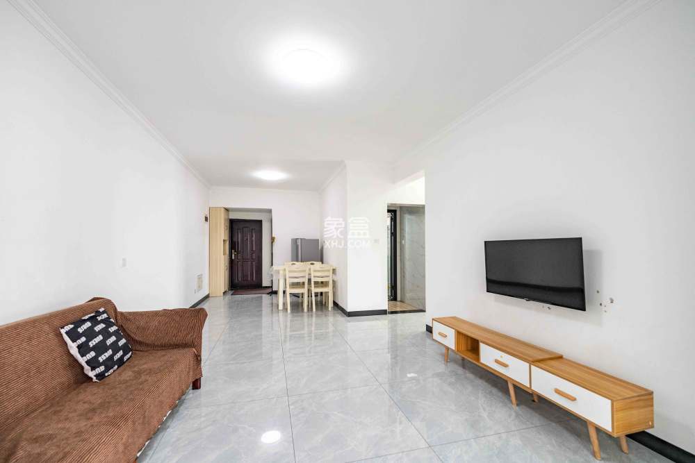 鑫天格林香山  3室2厅1卫   42.00万