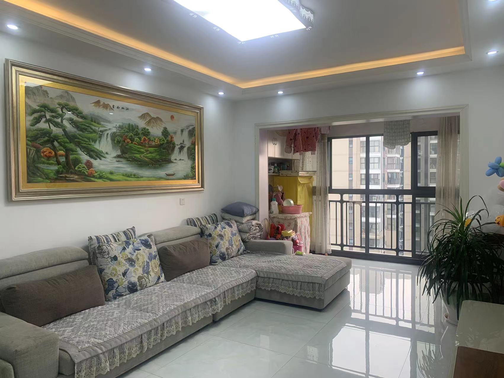 美的城三期  3室2厅1卫    39.0万 美的城三期  3室2厅1卫    39.0万室内图