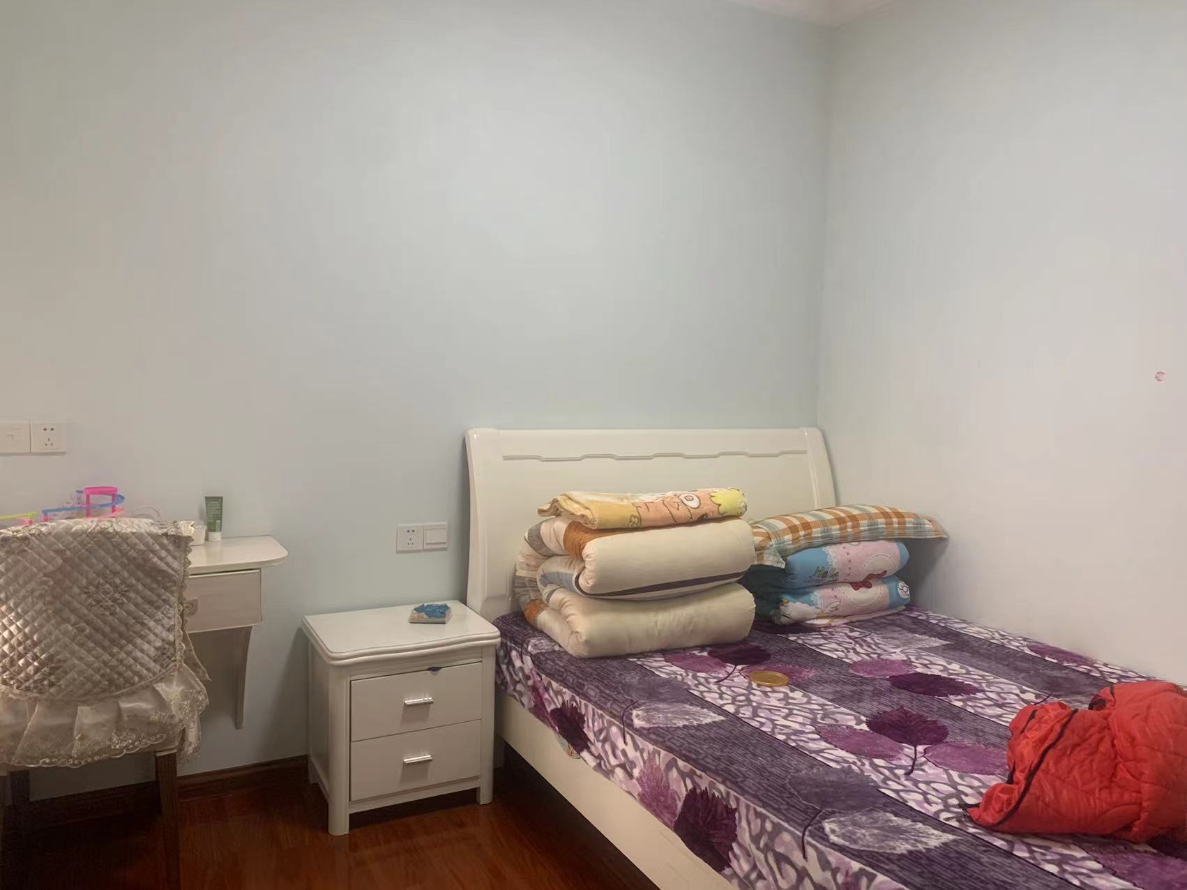 美的城三期  3室2厅1卫    39.0万 美的城三期  3室2厅1卫    39.0万室内图