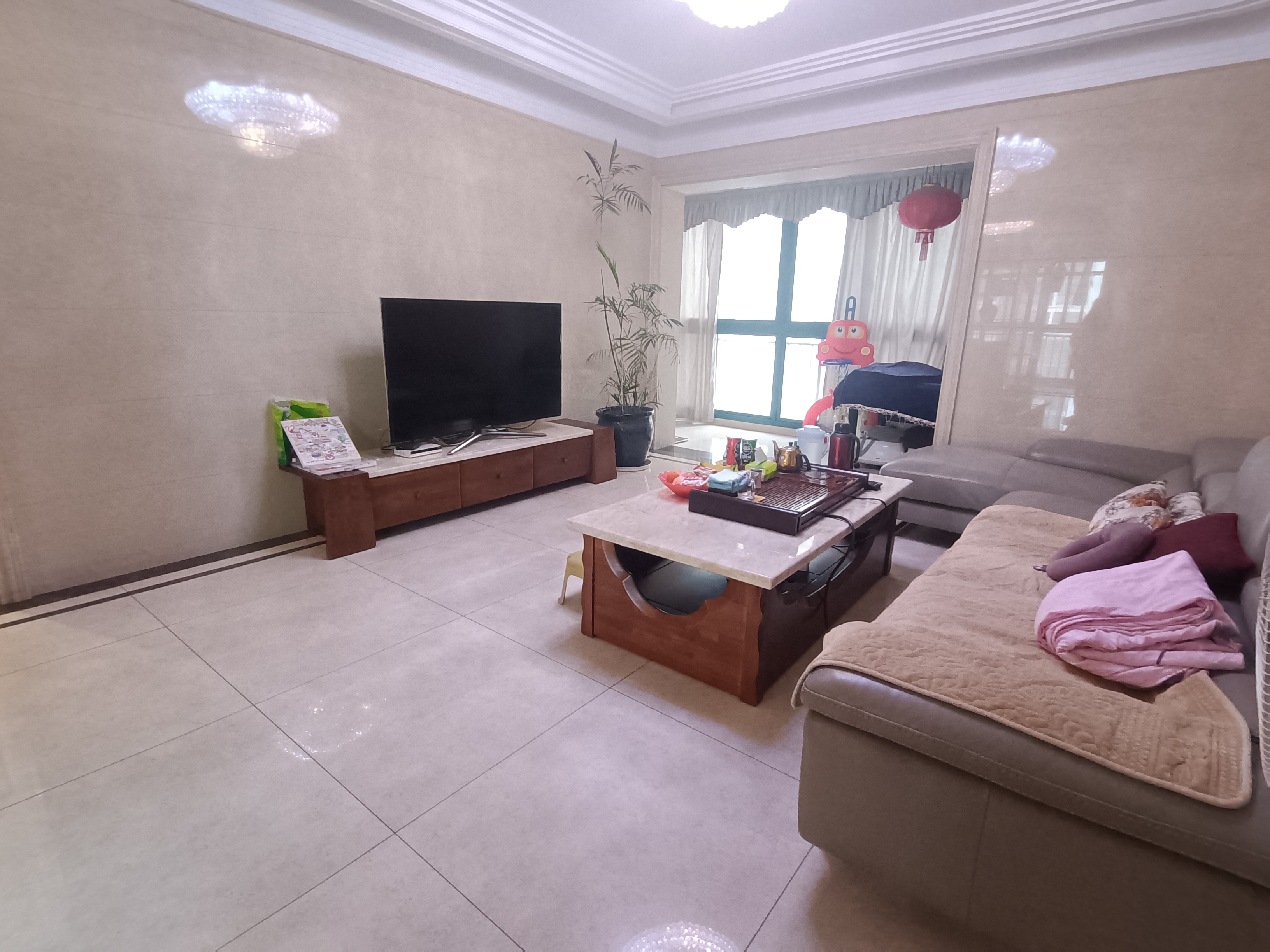 经世皇城 3室2厅2卫 115.00万 经世皇城 3室2厅2卫 115.00万室内图