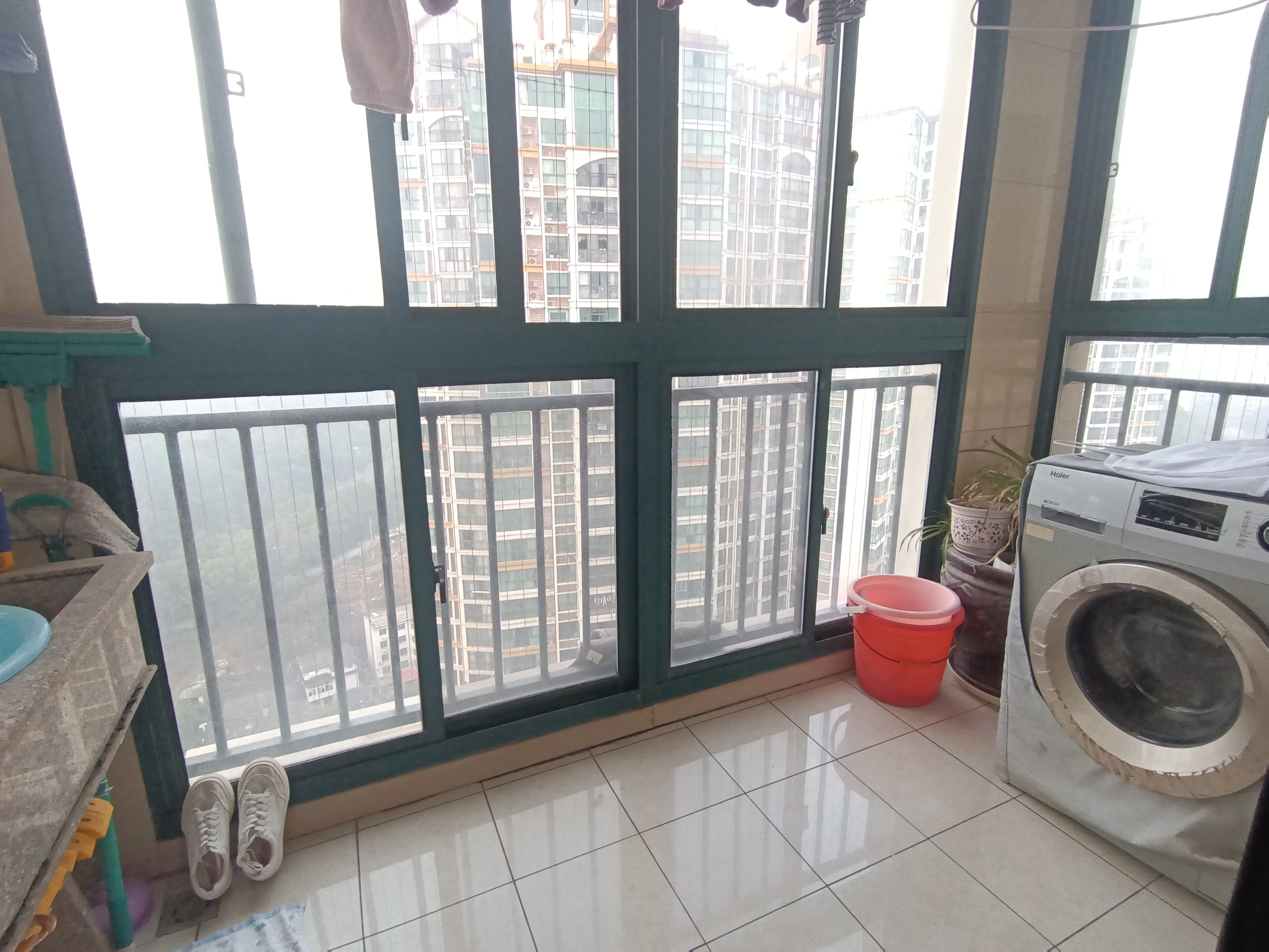 经世皇城 3室2厅2卫 115.00万 经世皇城 3室2厅2卫 115.00万室内图