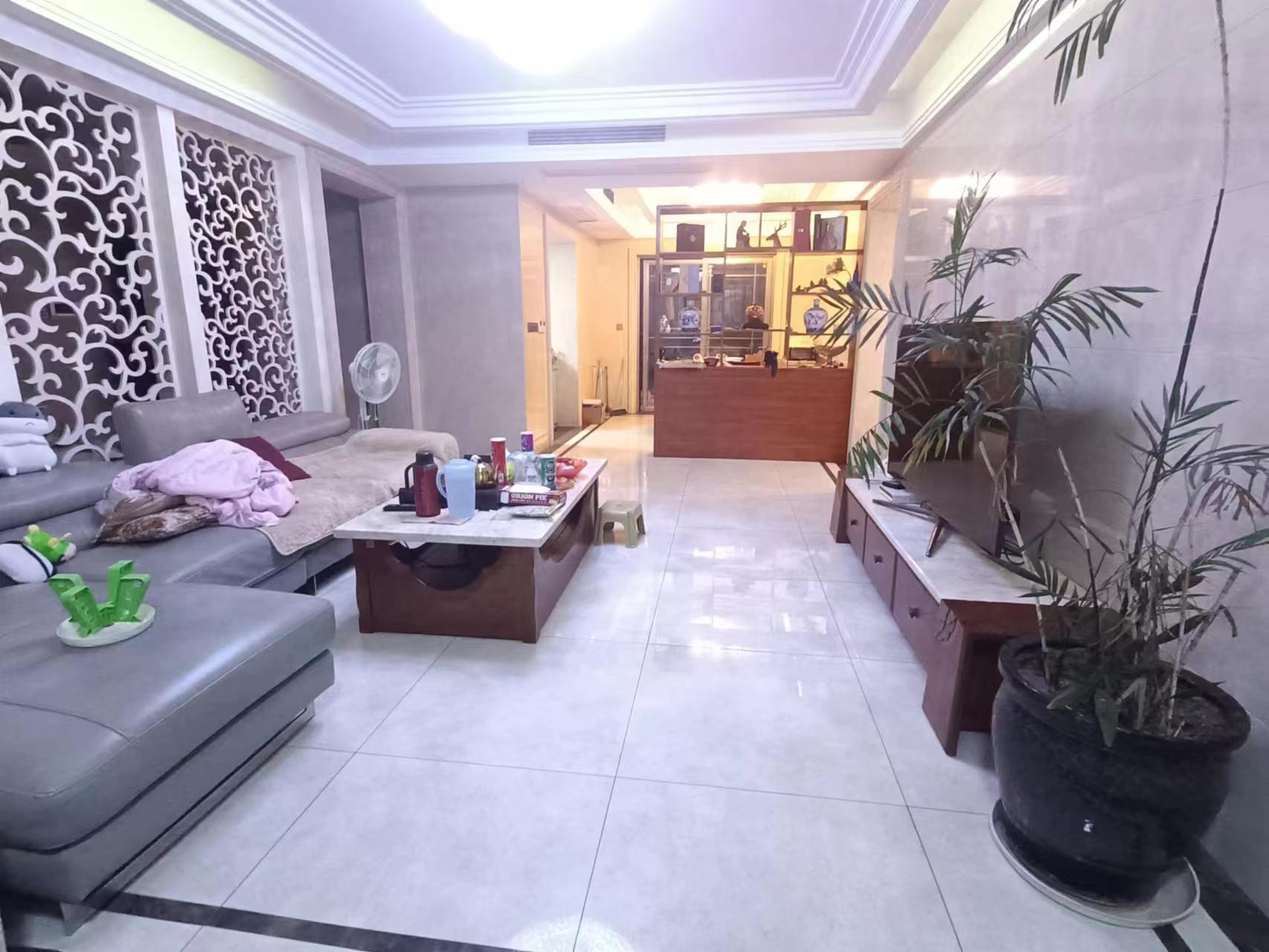 经世皇城 3室2厅2卫 115.00万 经世皇城 3室2厅2卫 115.00万室内图