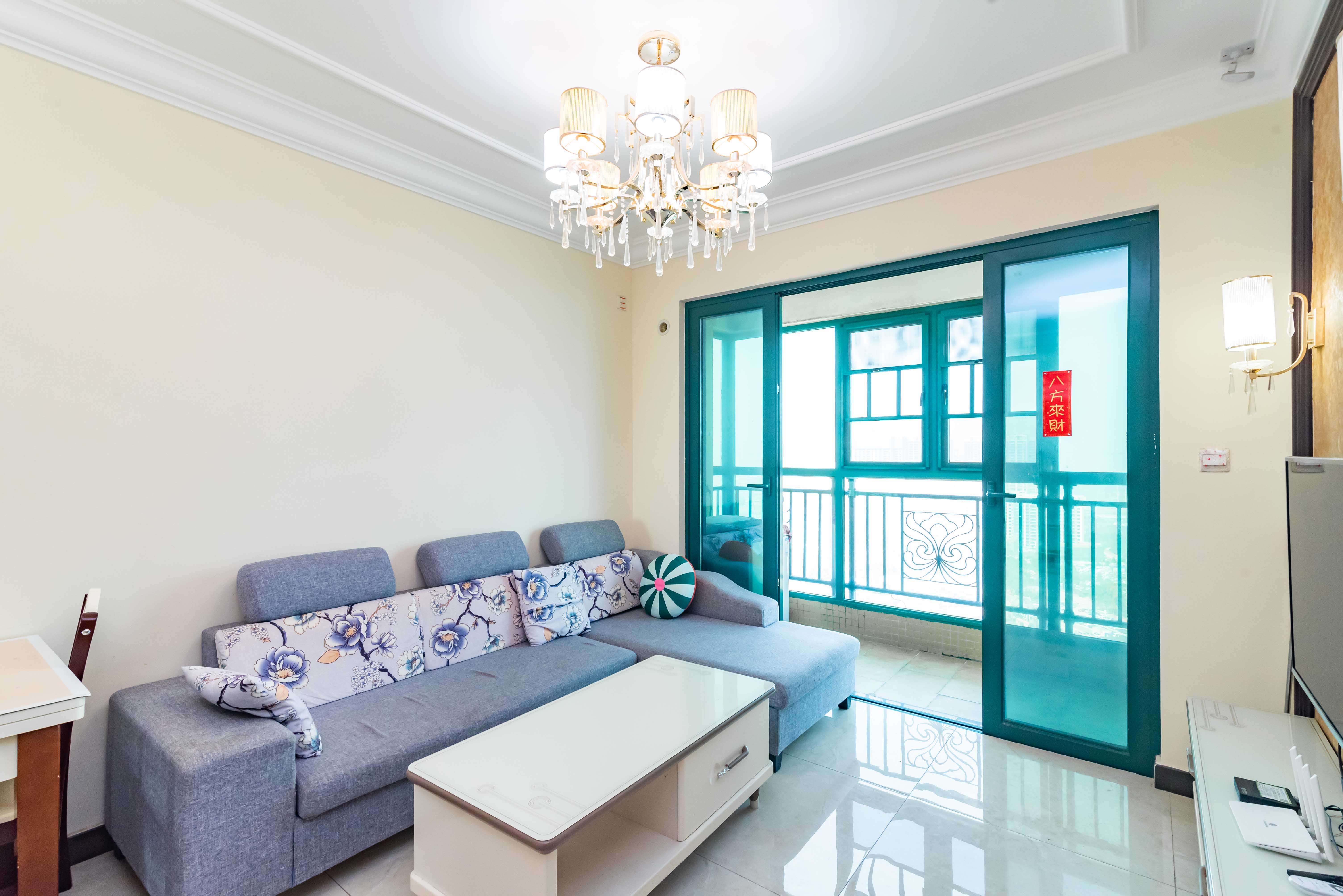 恒大雅苑 3室2厅1卫 78.0万 恒大雅苑 3室2厅1卫 78.0万客厅