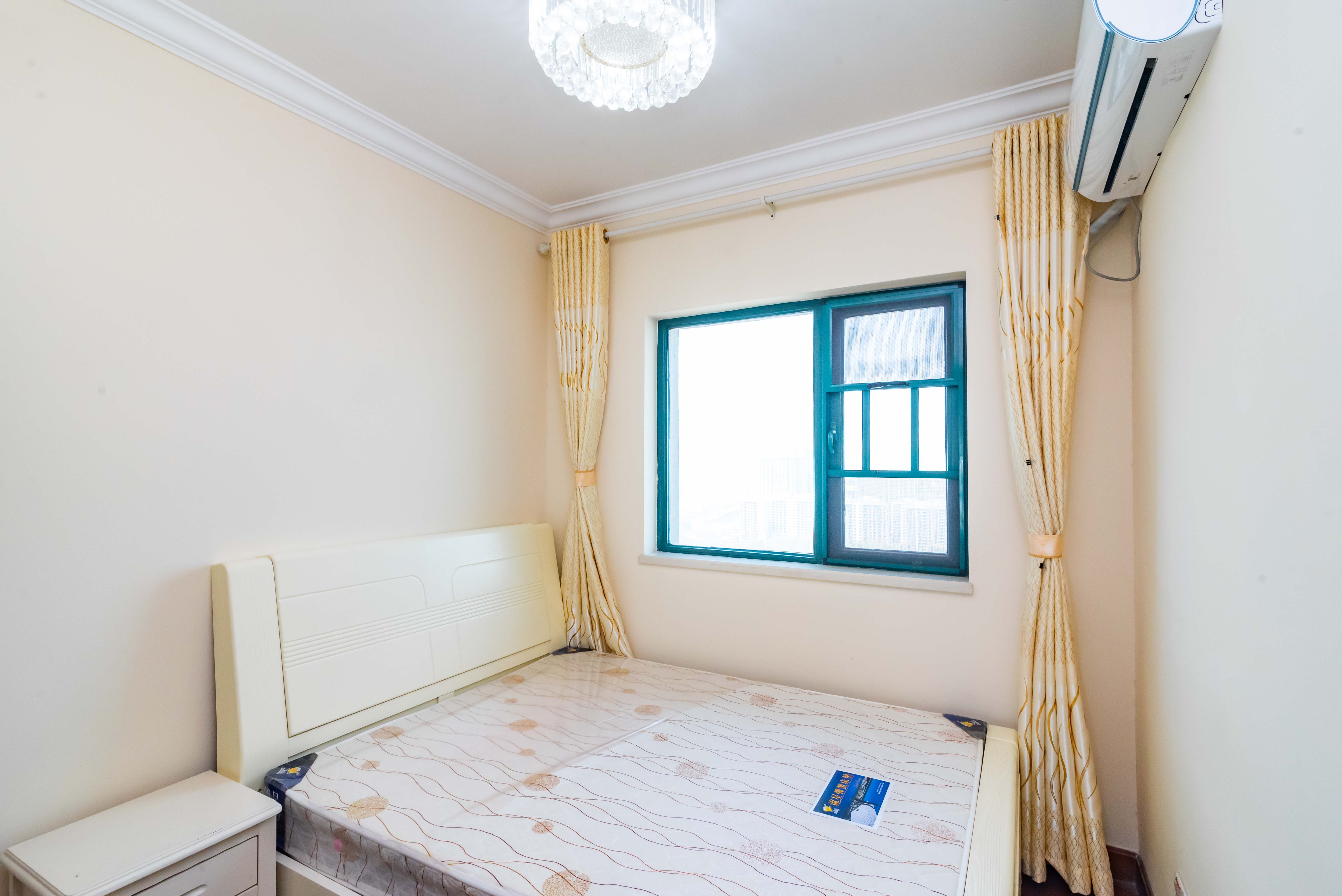 恒大雅苑 3室2厅1卫 78.0万 恒大雅苑 3室2厅1卫 78.0万卧室