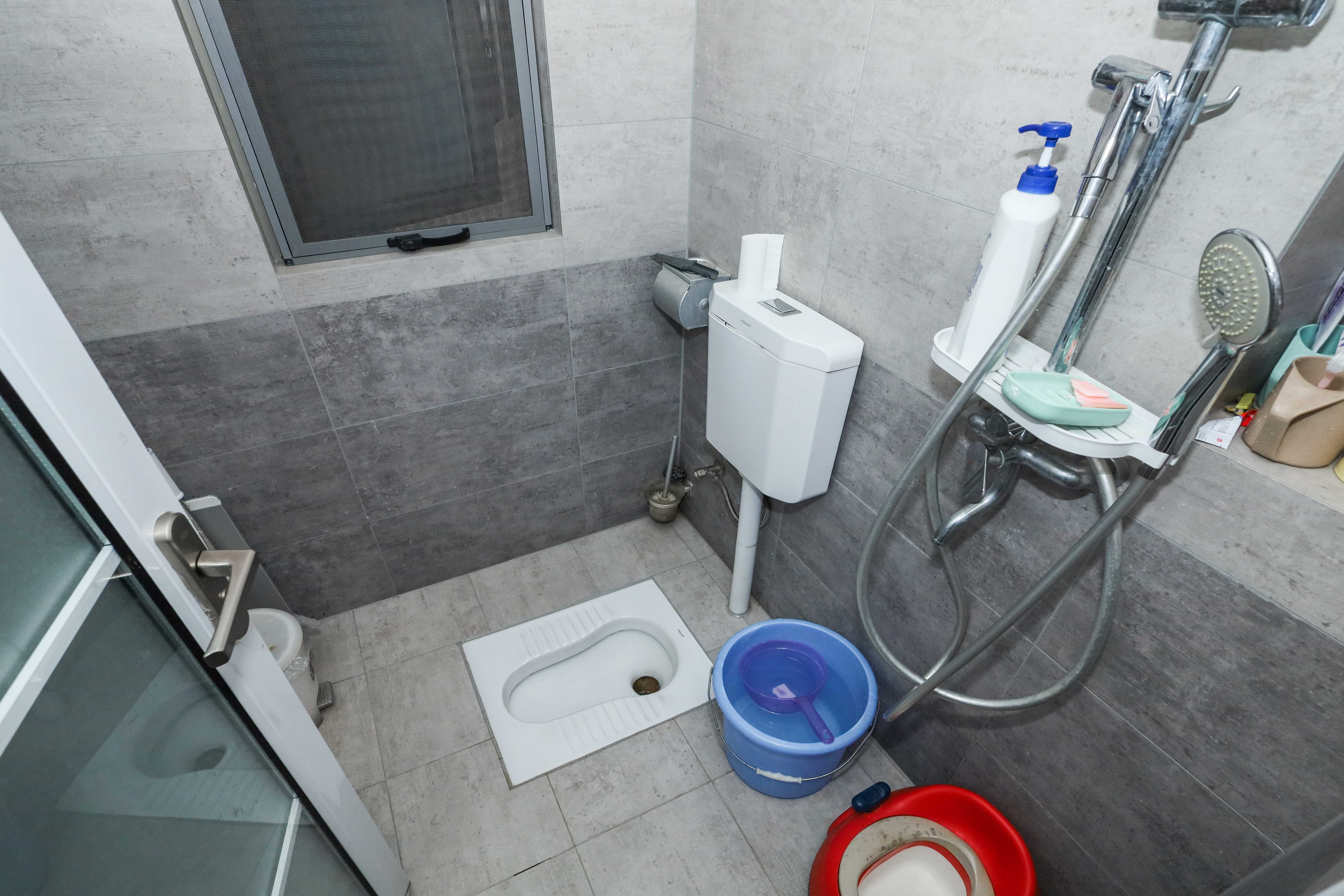 梅溪湖金茂湾  3室2厅2卫    185.0万卫生间