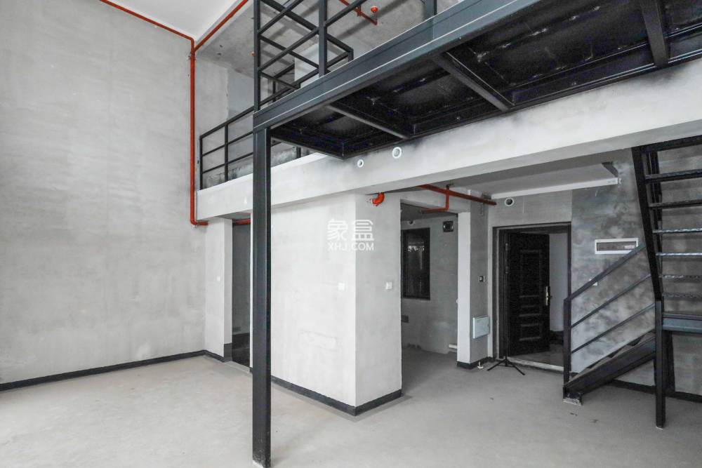 建發(fā)央著  4室2廳2衛(wèi)   210.00萬(wàn)