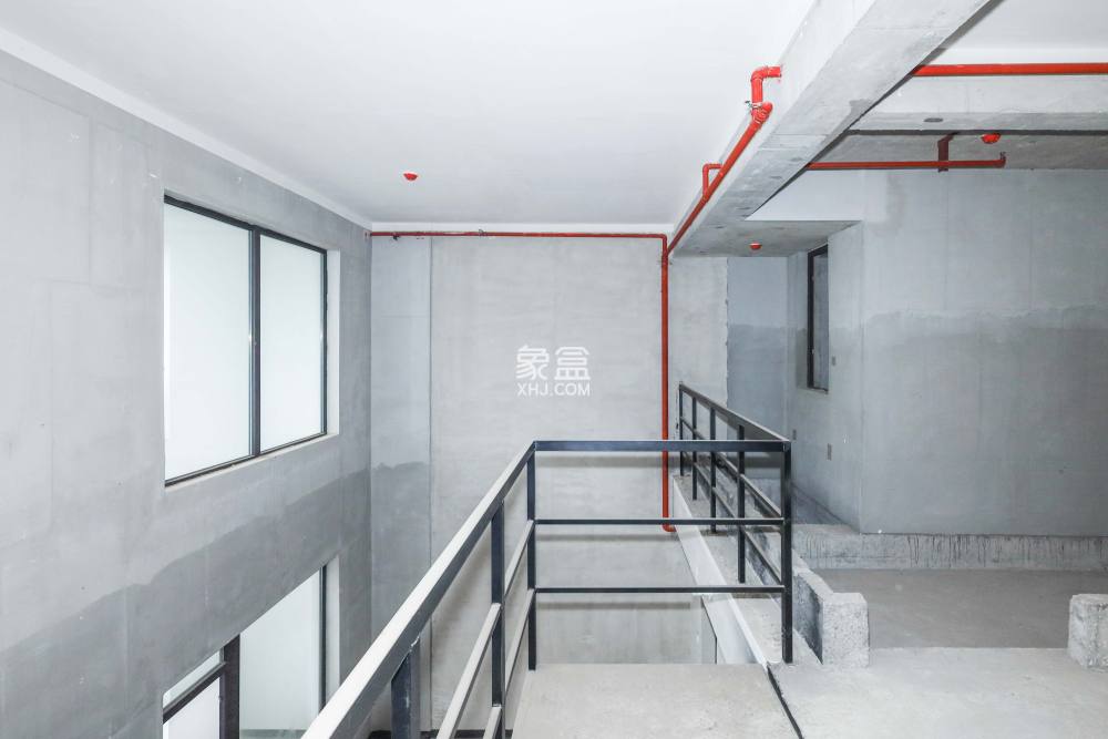 建發(fā)央著  4室2廳2衛(wèi)   210.00萬(wàn)
