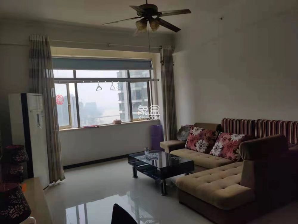 时尚新天地(平和堂) 1室1厅1卫 29.80万 时尚新天地(平和堂) 1室1厅1卫 29.80万室内图